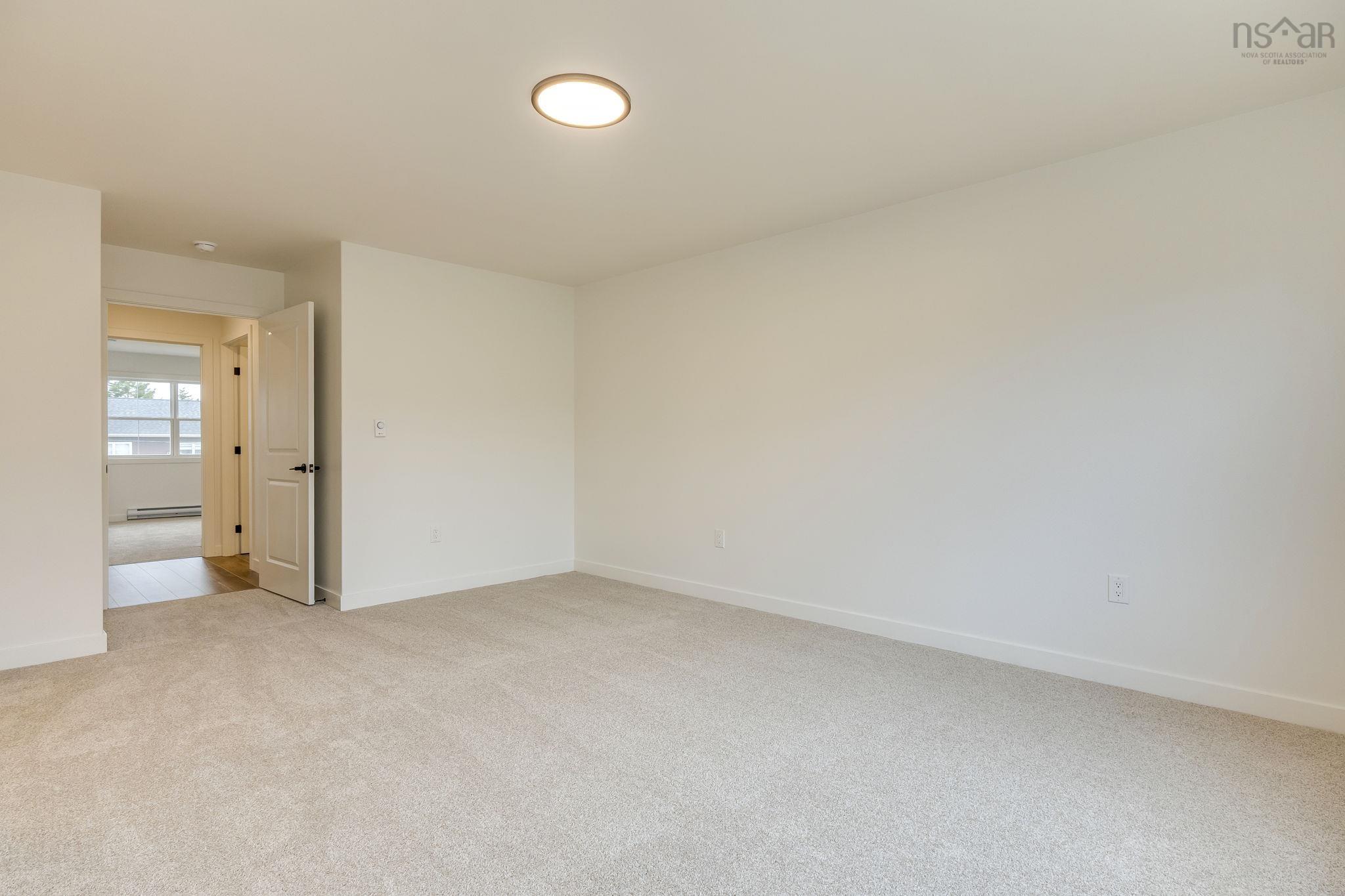 $665,900.00: SMD-5B 44 Simona Drive, Dartmouth