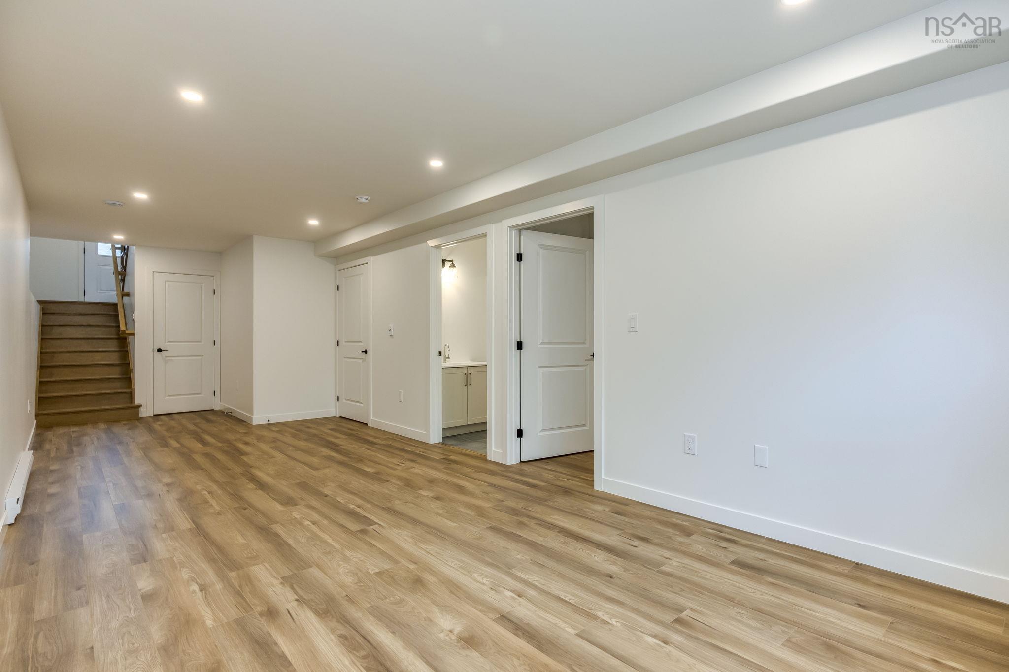 $665,900.00: SMD-5B 44 Simona Drive, Dartmouth