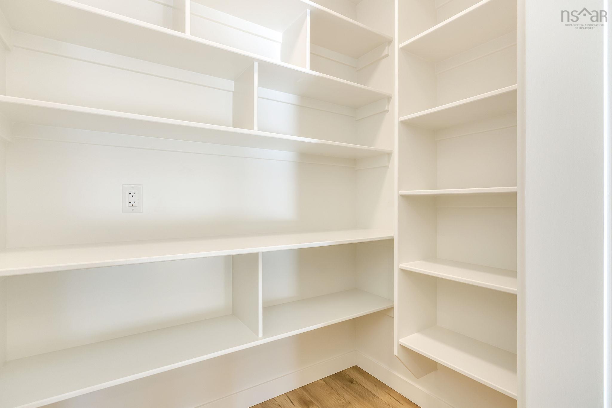 $659,900.00: SMD-6B 50 Simona Drive, Dartmouth