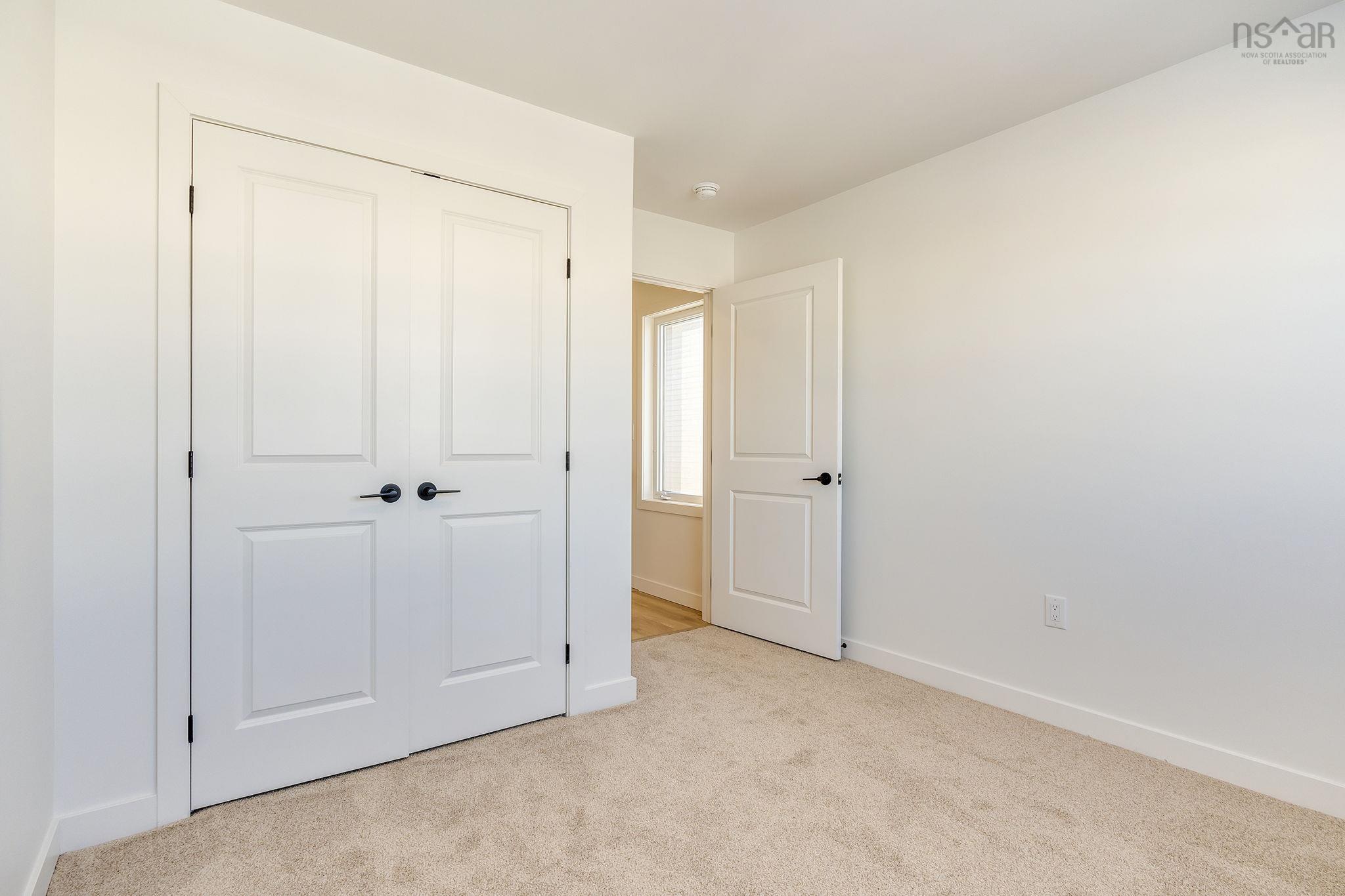 $659,900.00: SMD-6B 50 Simona Drive, Dartmouth