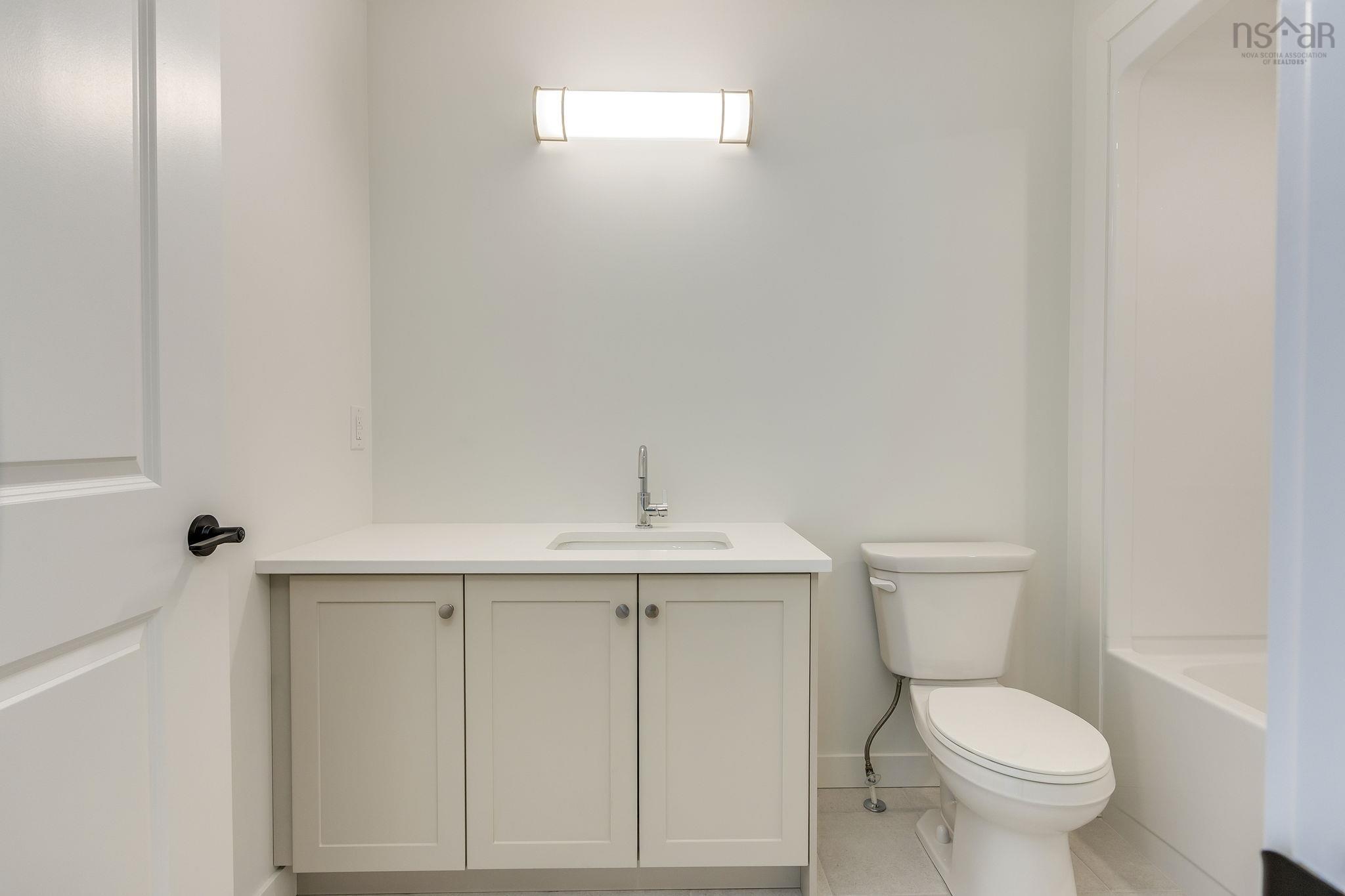 $659,900.00: SMD-6B 50 Simona Drive, Dartmouth