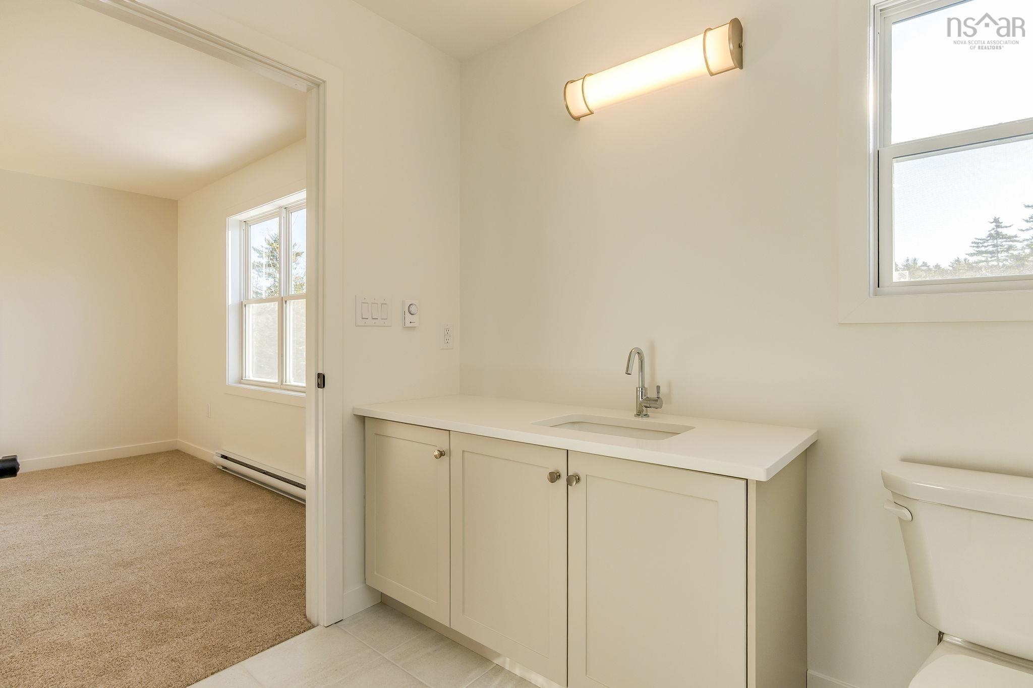 $659,900.00: SMD-6B 50 Simona Drive, Dartmouth