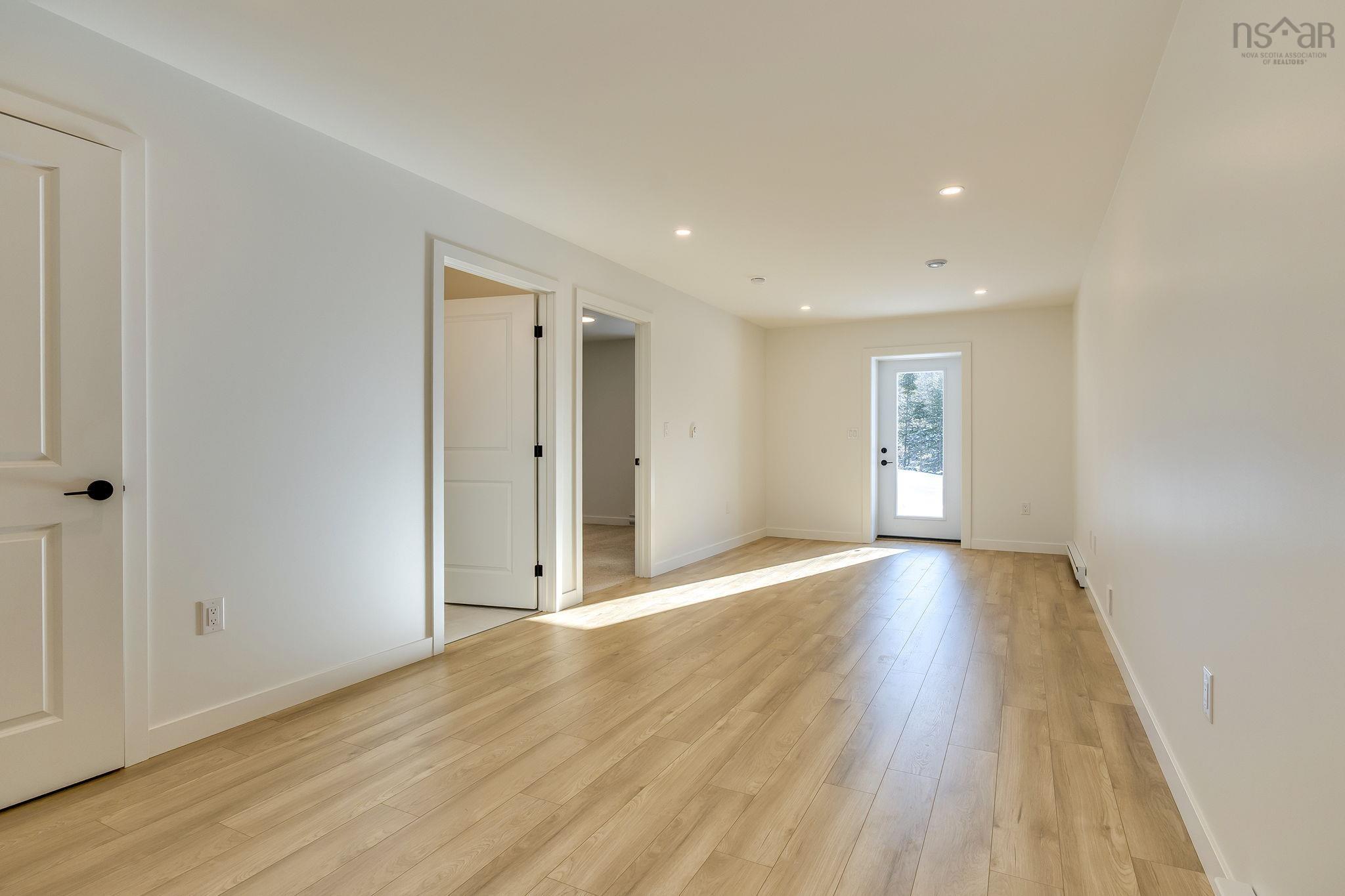 $659,900.00: SMD-6B 50 Simona Drive, Dartmouth