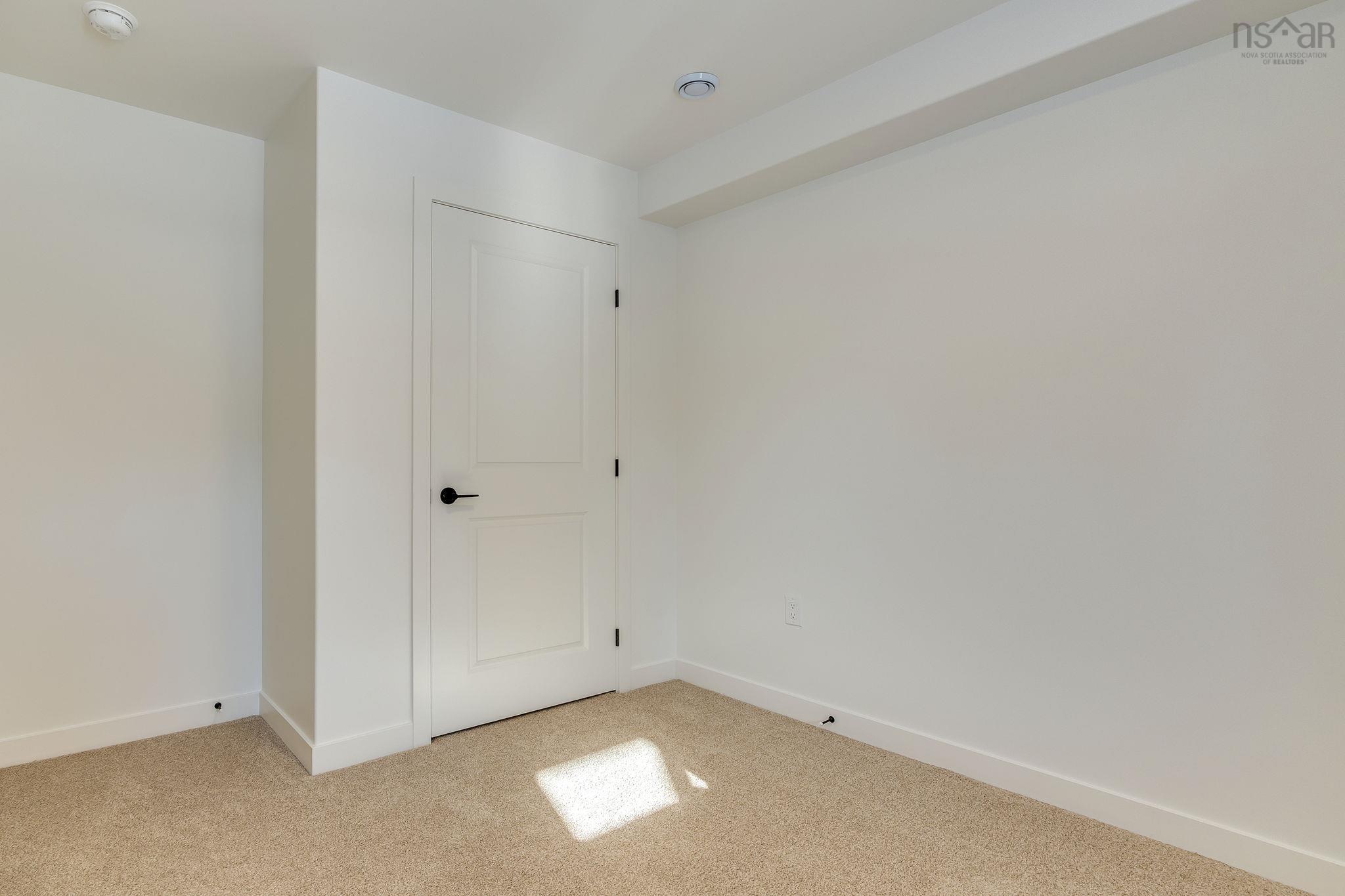 $659,900.00: SMD-6B 50 Simona Drive, Dartmouth