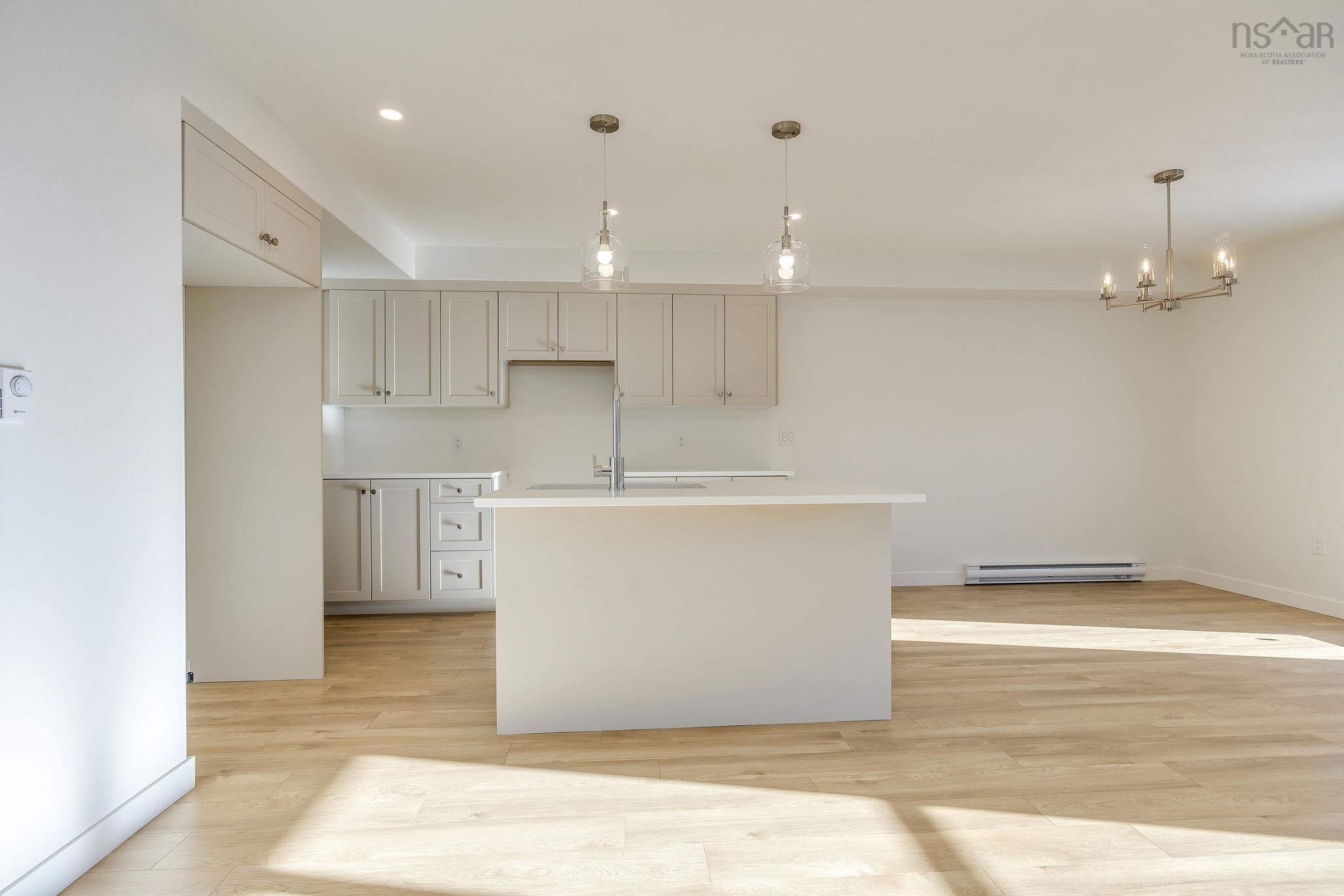 $659,900.00: SMD-6B 50 Simona Drive, Dartmouth