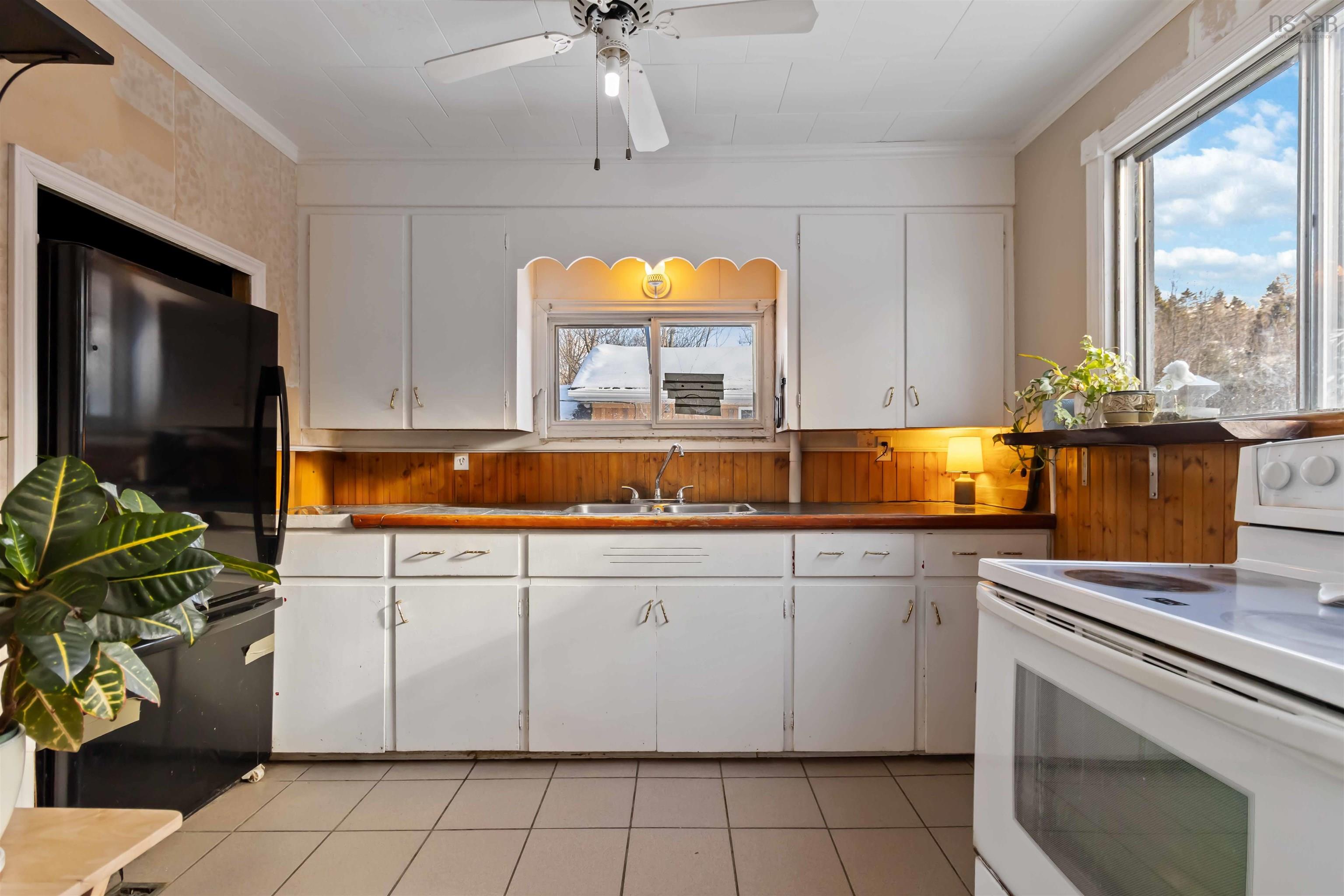 $349,900.00: 23 Military Road, Halifax