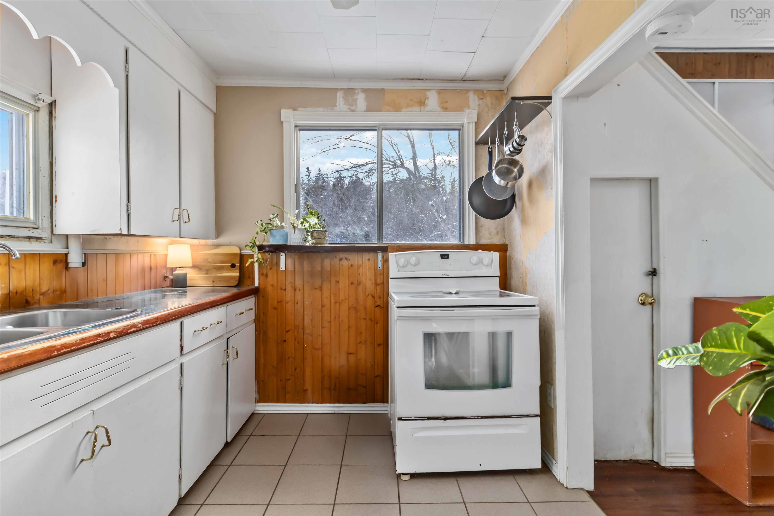 $349,900.00: 23 Military Road, Halifax
