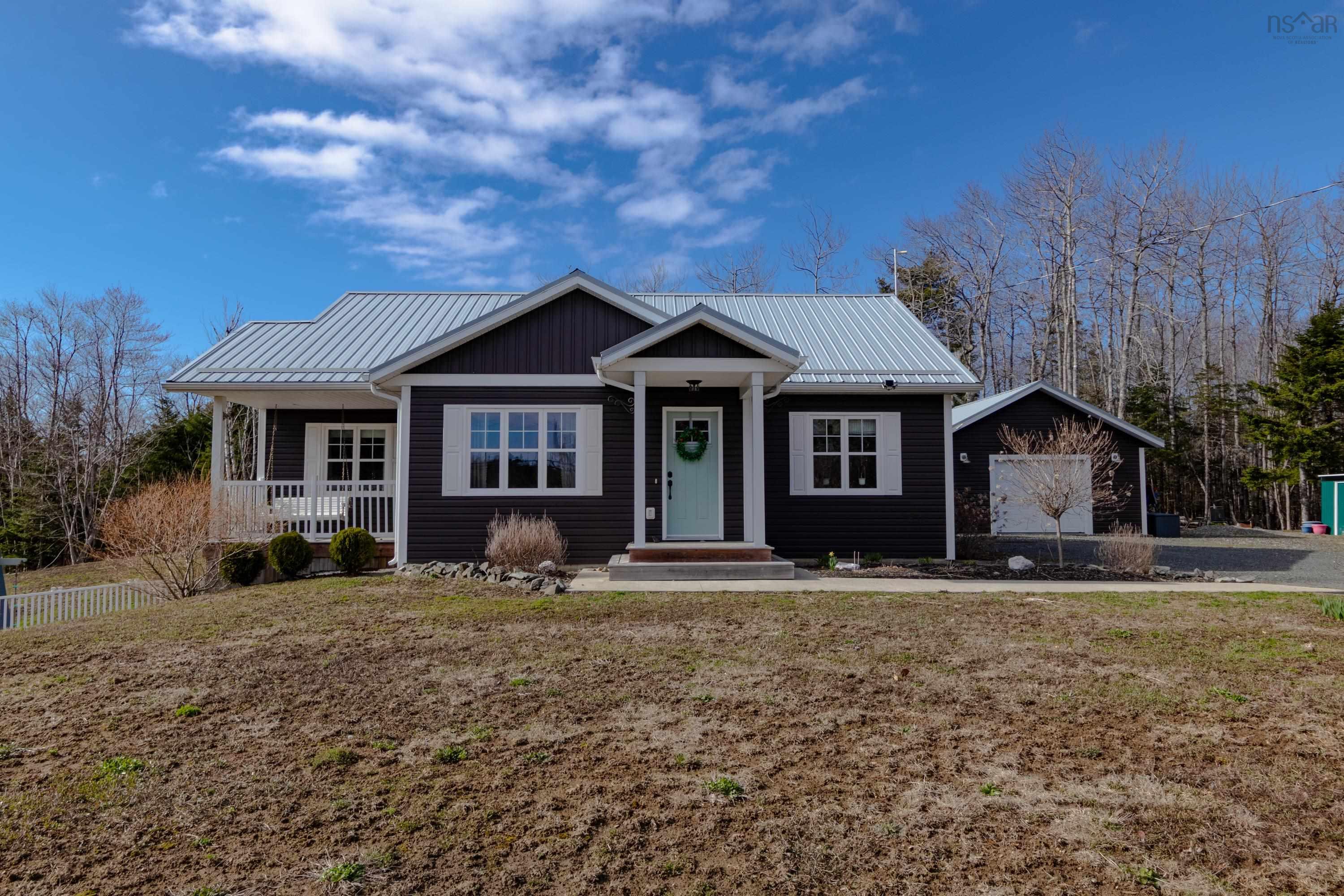 $499,900.00: 3389 Highway 340 Highway, Carleton