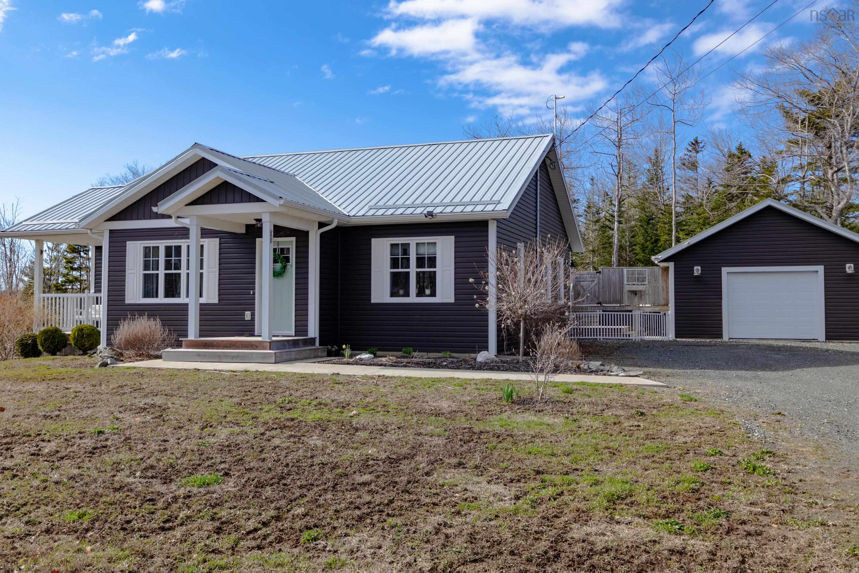 $499,900.00: 3389 Highway 340 Highway, Carleton