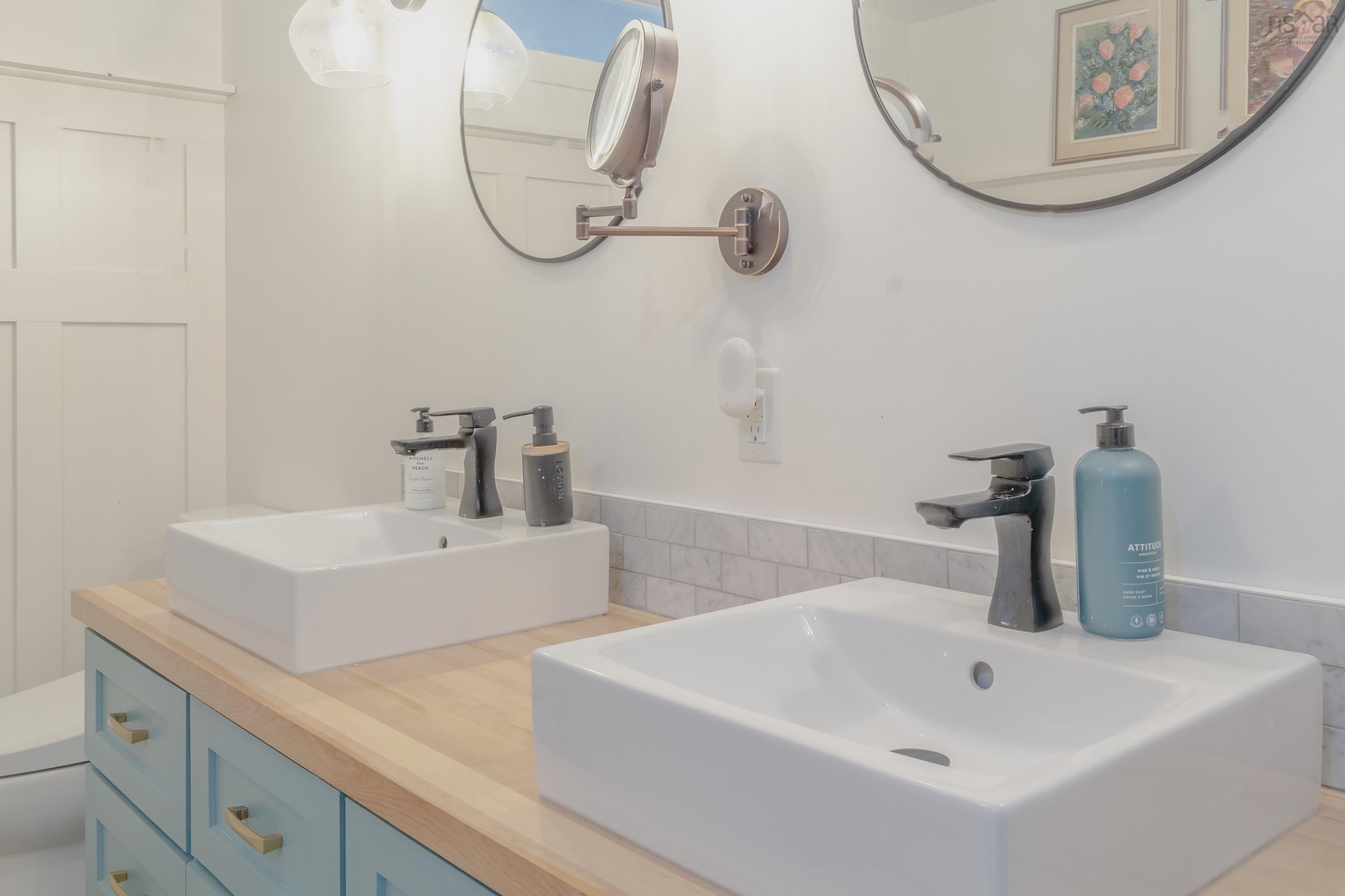 $524,900.00: 3389 Highway 340 Highway, Carleton