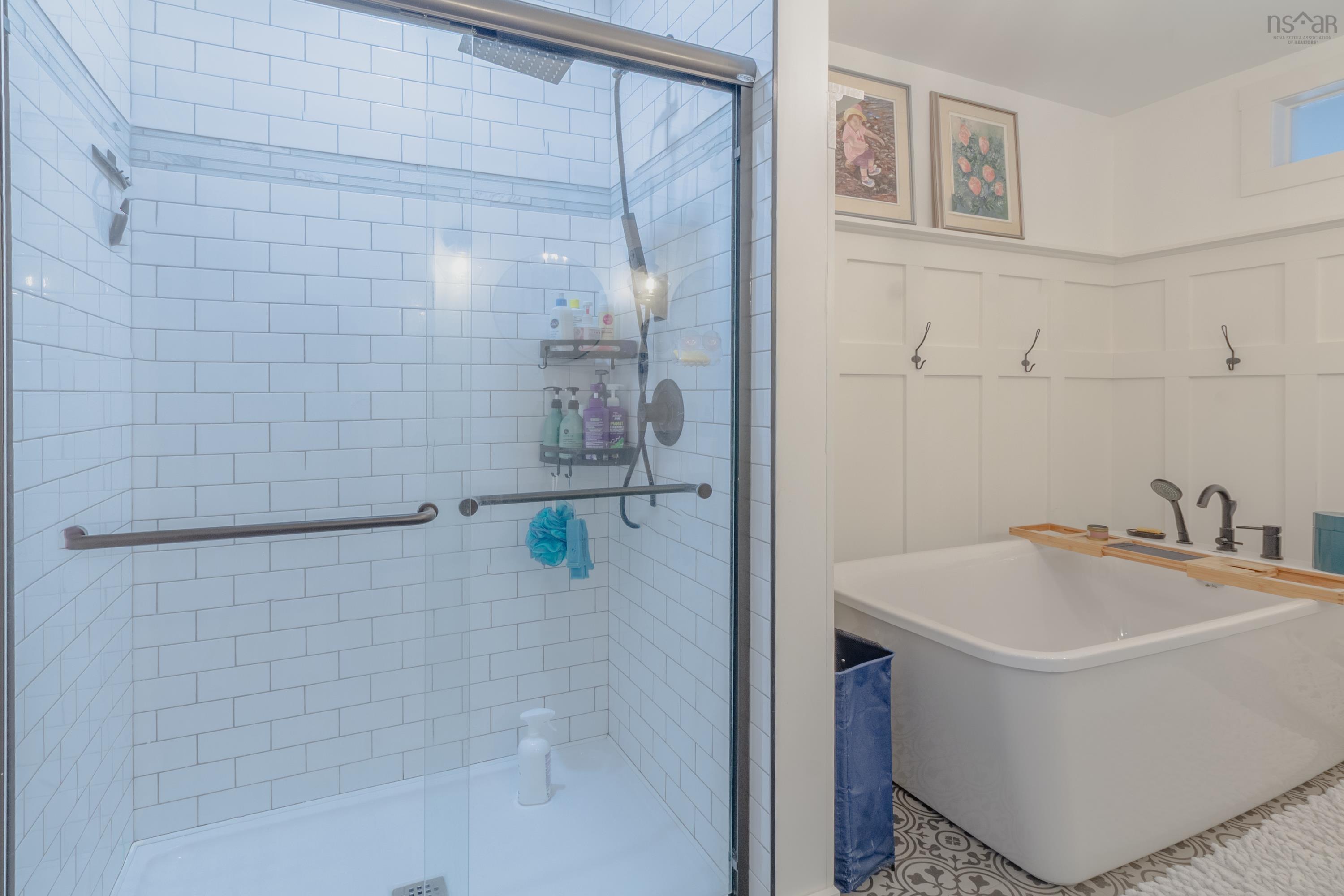 $524,900.00: 3389 Highway 340 Highway, Carleton