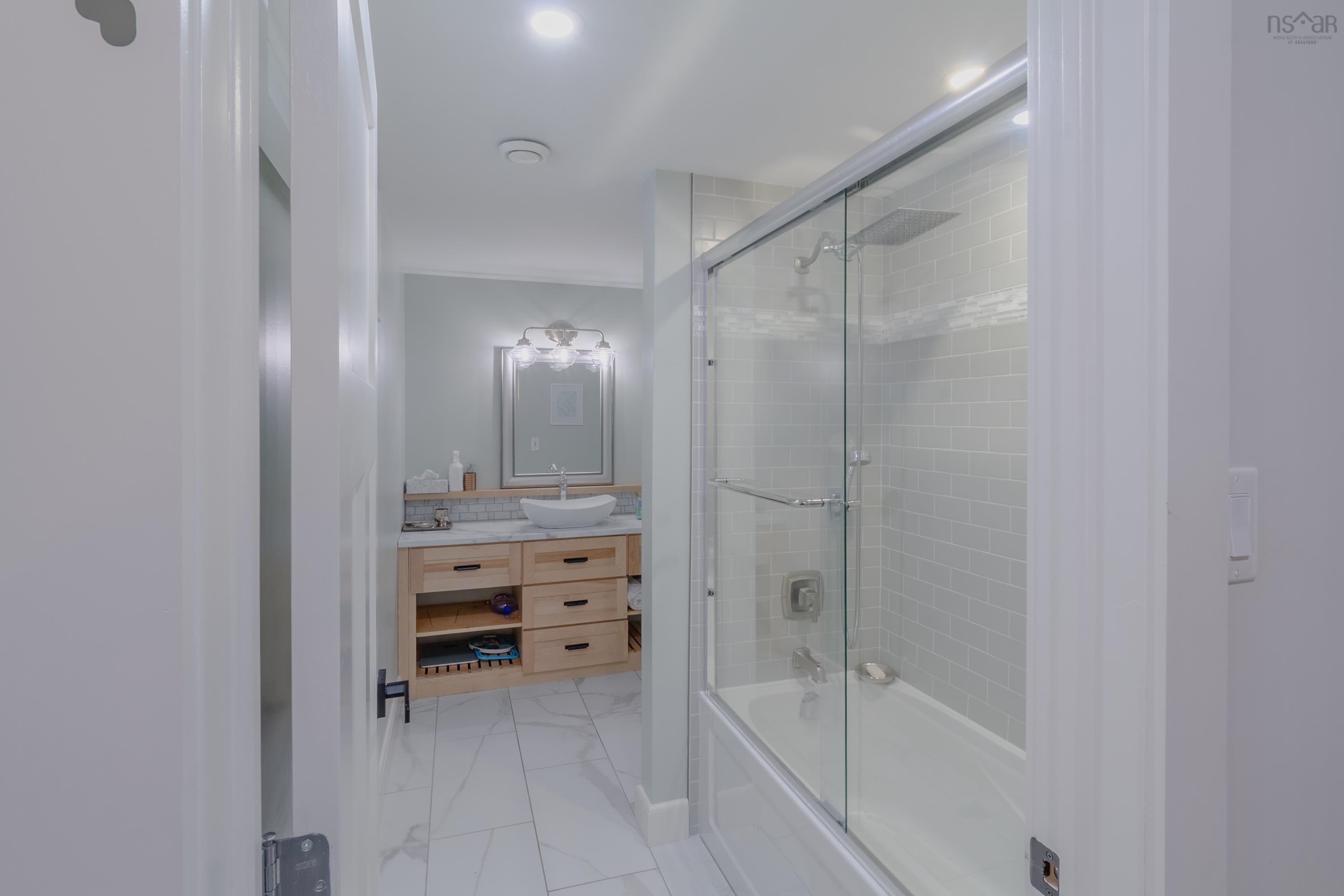 $524,900.00: 3389 Highway 340 Highway, Carleton