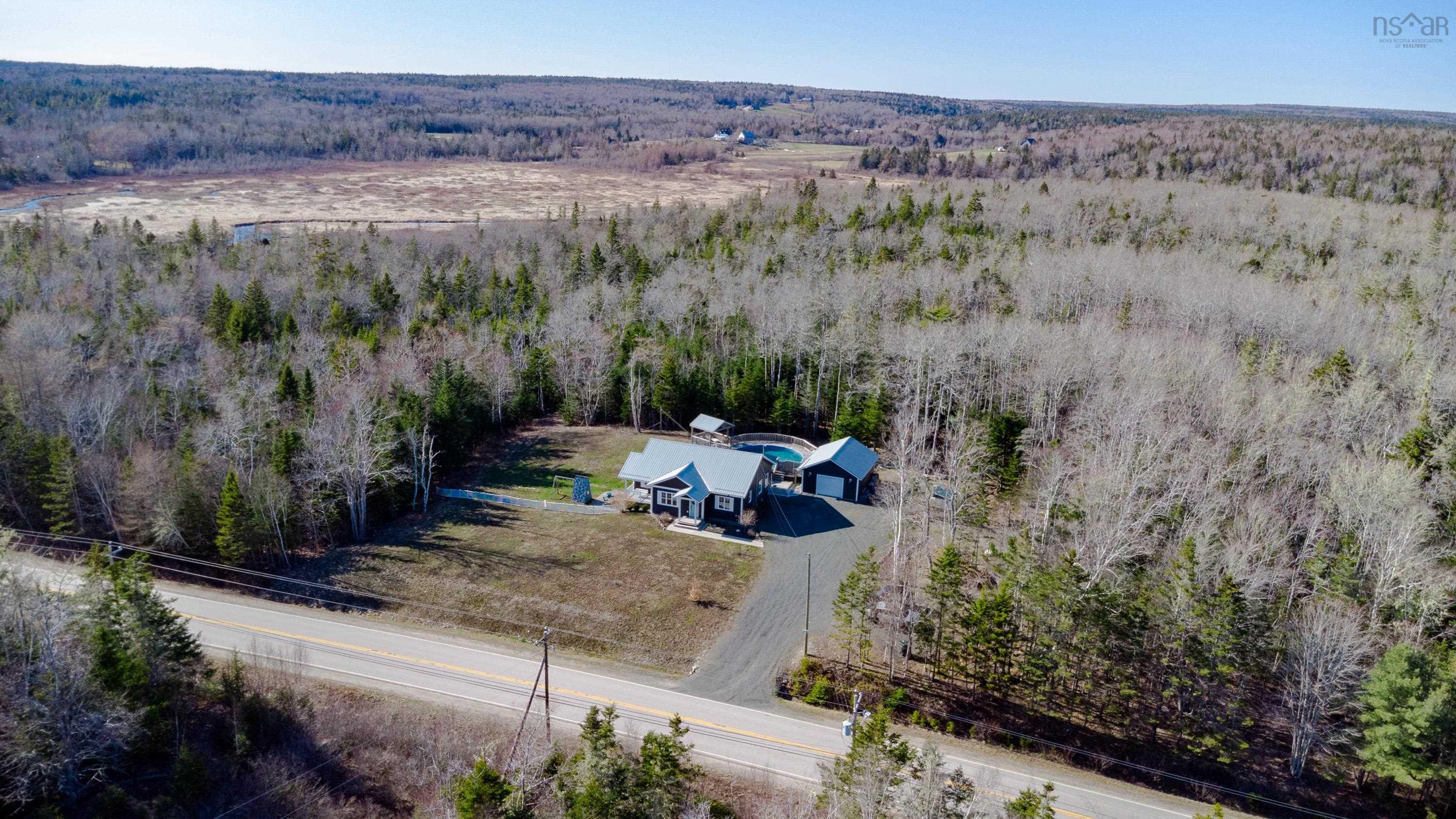 $499,900.00: 3389 Highway 340 Highway, Carleton