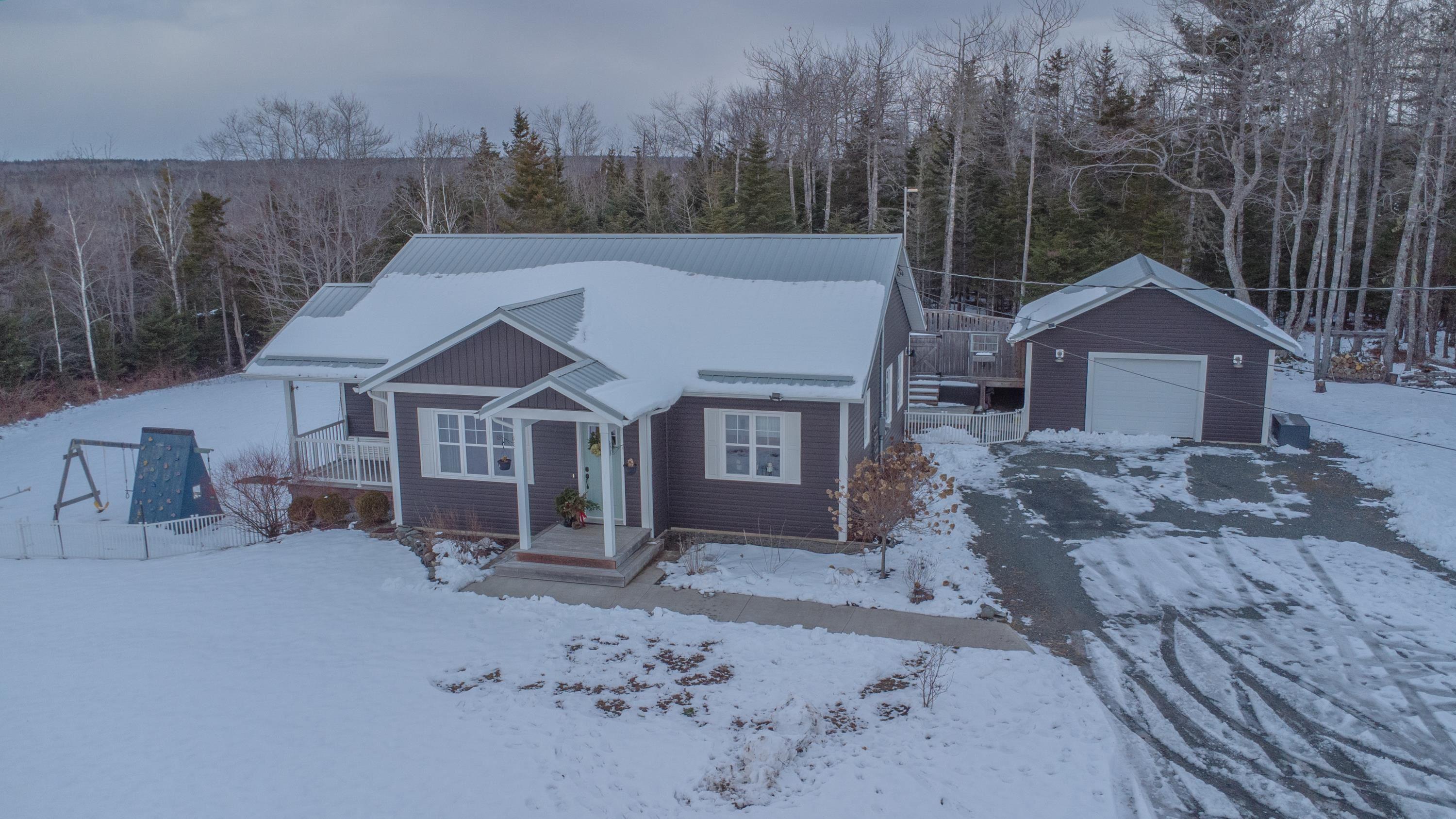 $524,900.00: 3389 Highway 340 Highway, Carleton