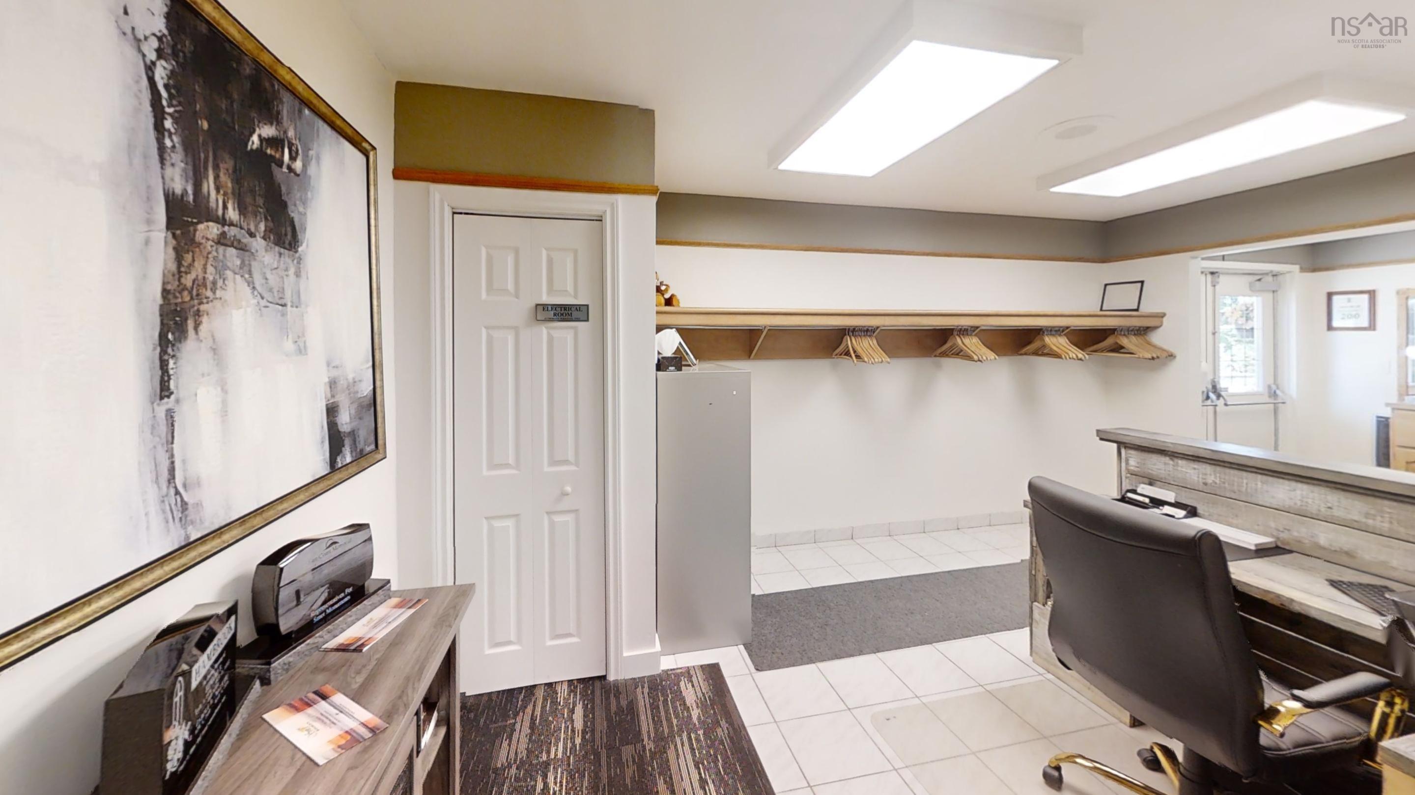 $599,900.00: 5431 Evangeline Trail, Waterville