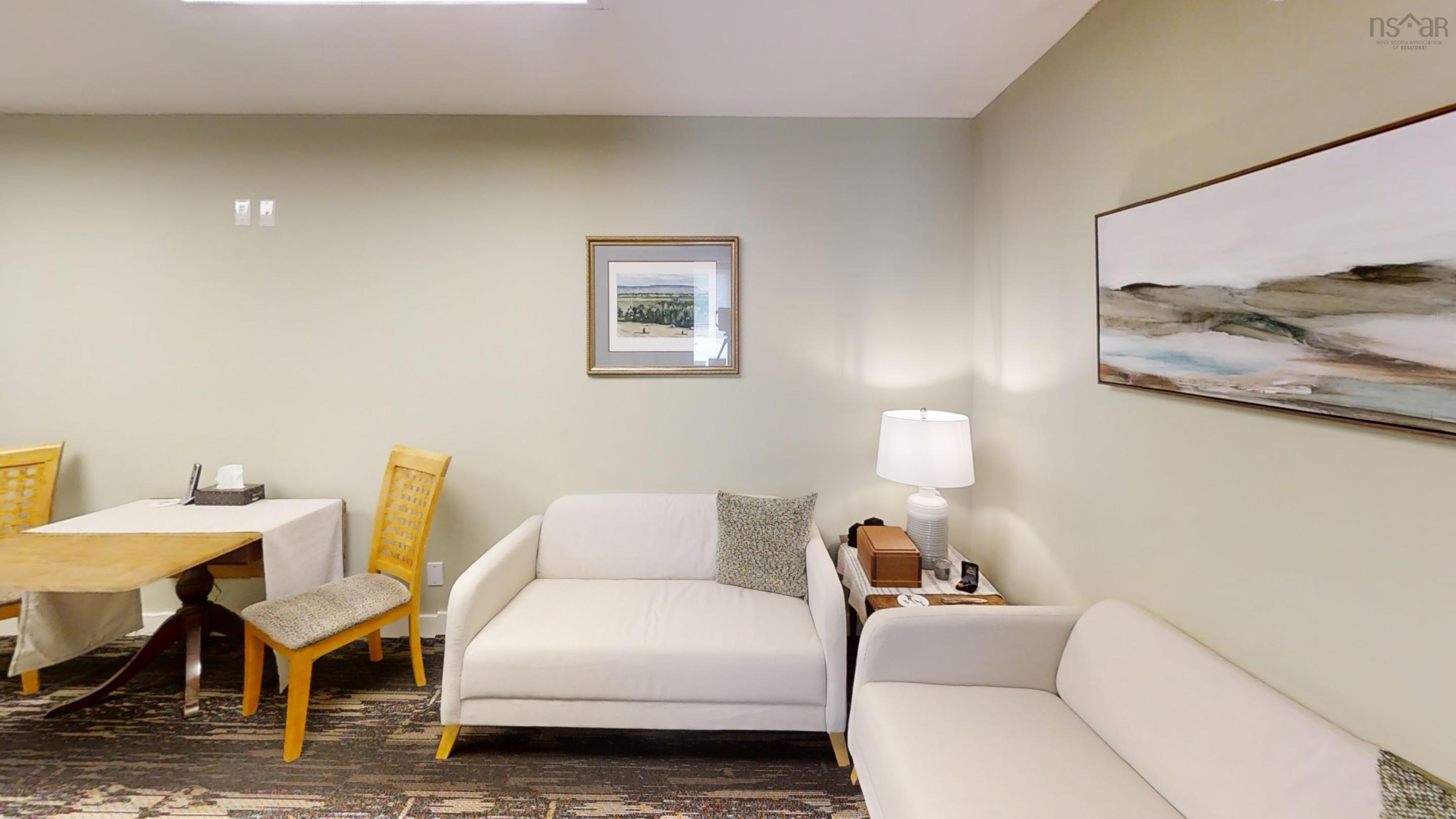 $599,900.00: 5431 Evangeline Trail, Waterville