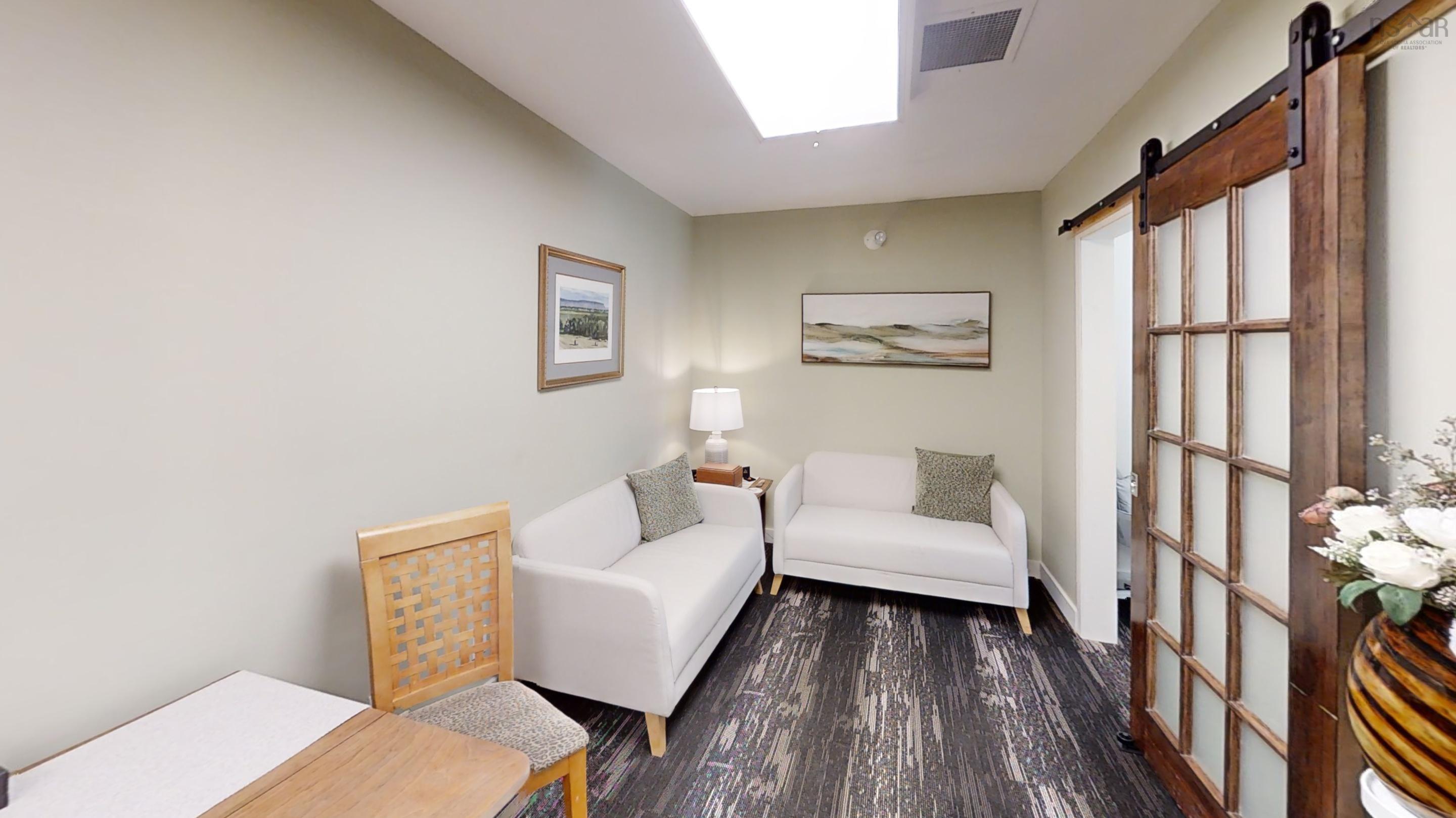 $599,900.00: 5431 Evangeline Trail, Waterville