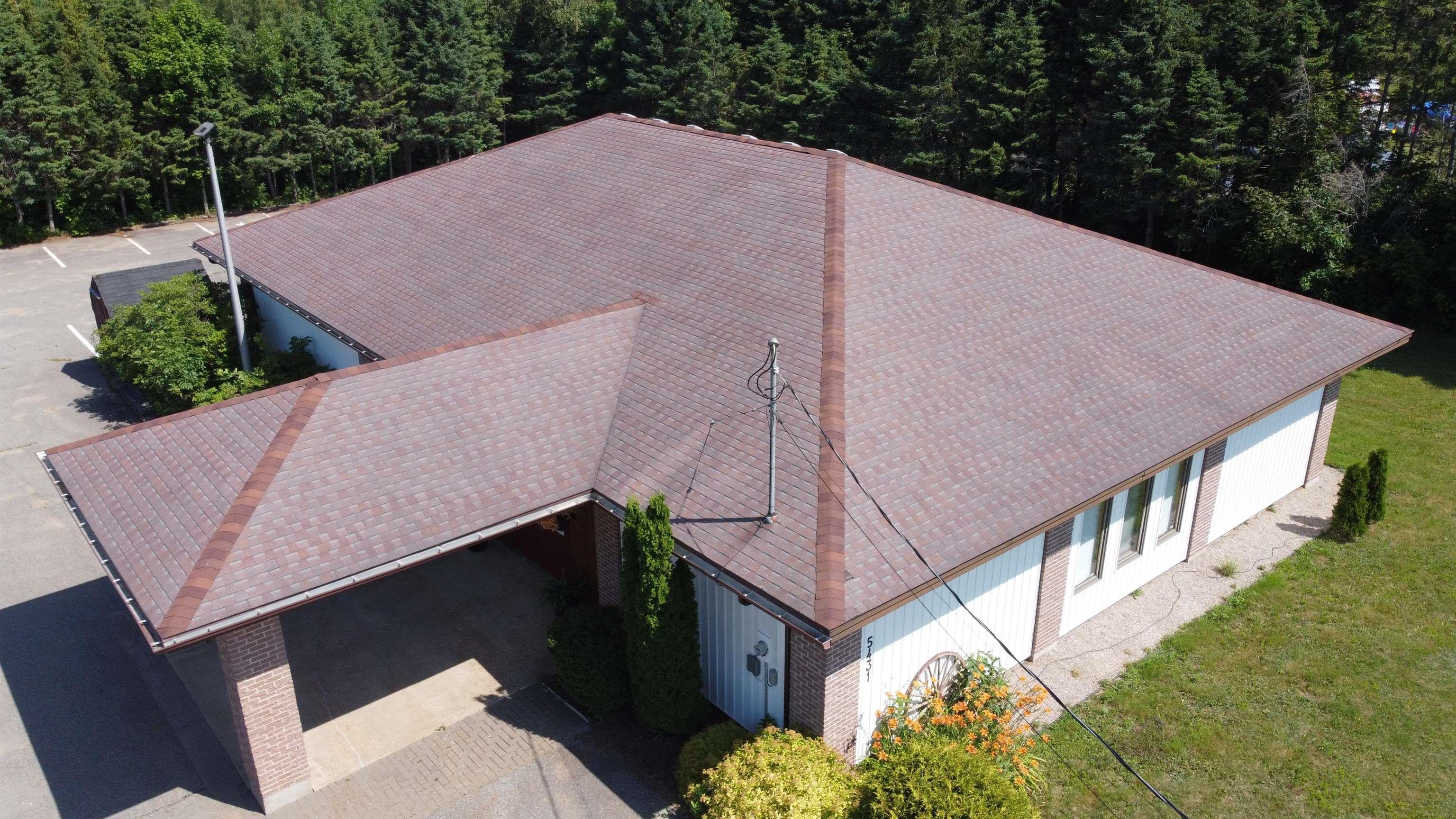 $599,900.00: 5431 Evangeline Trail, Waterville