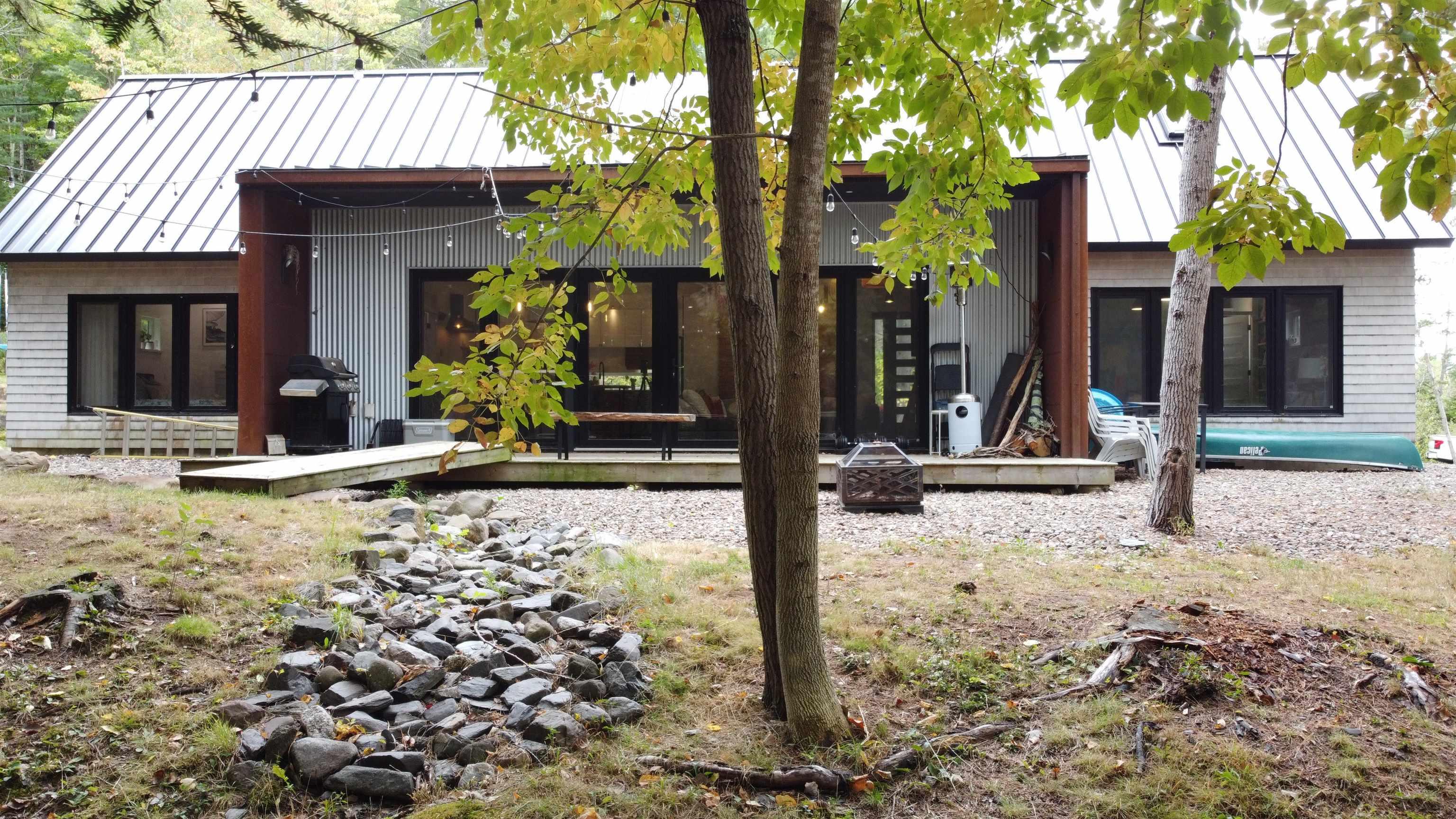 $1,499,900.00: 65 Jessicas Way, Greenwich