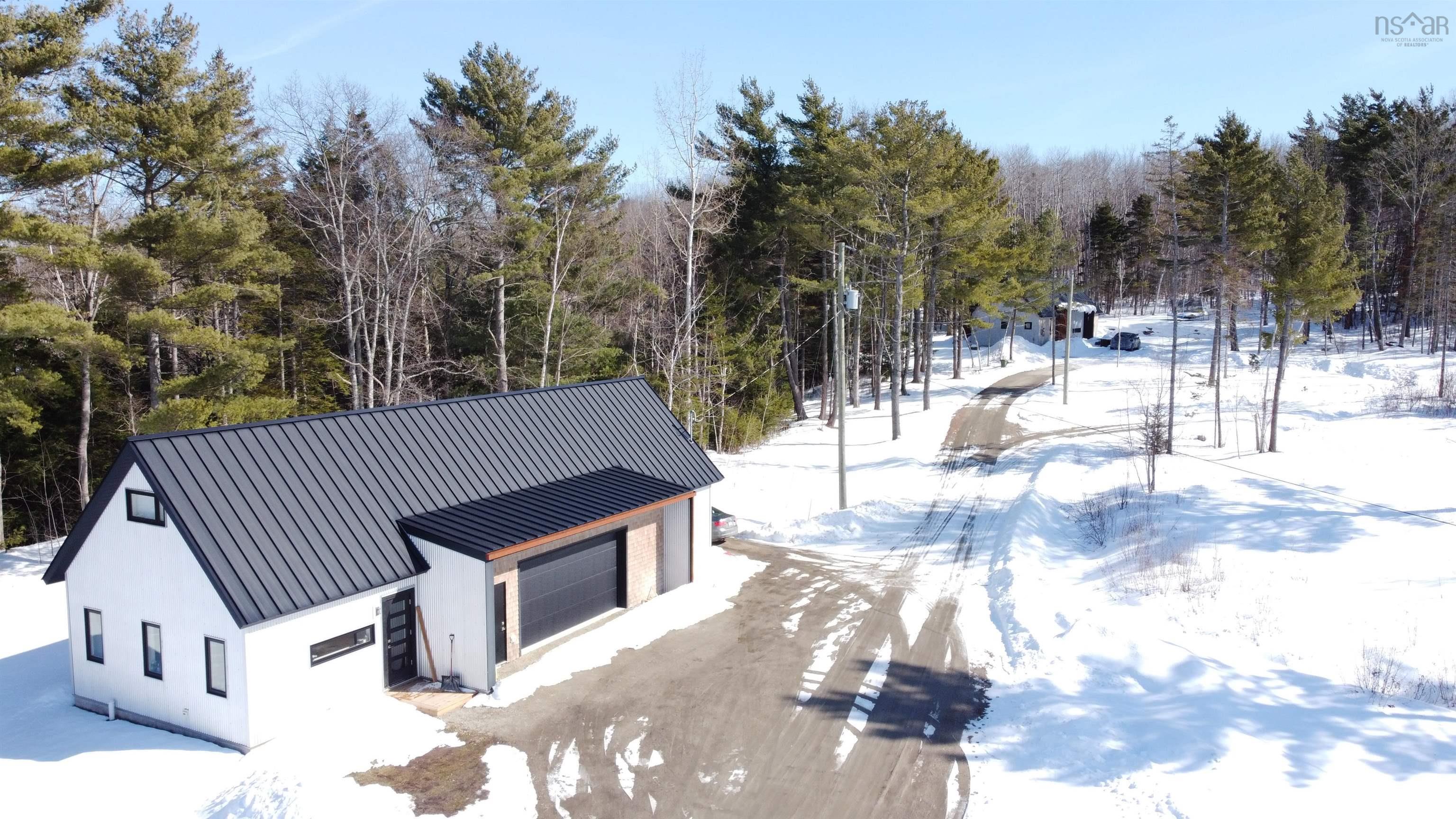 $1,499,900.00: 65 Jessicas Way, Greenwich