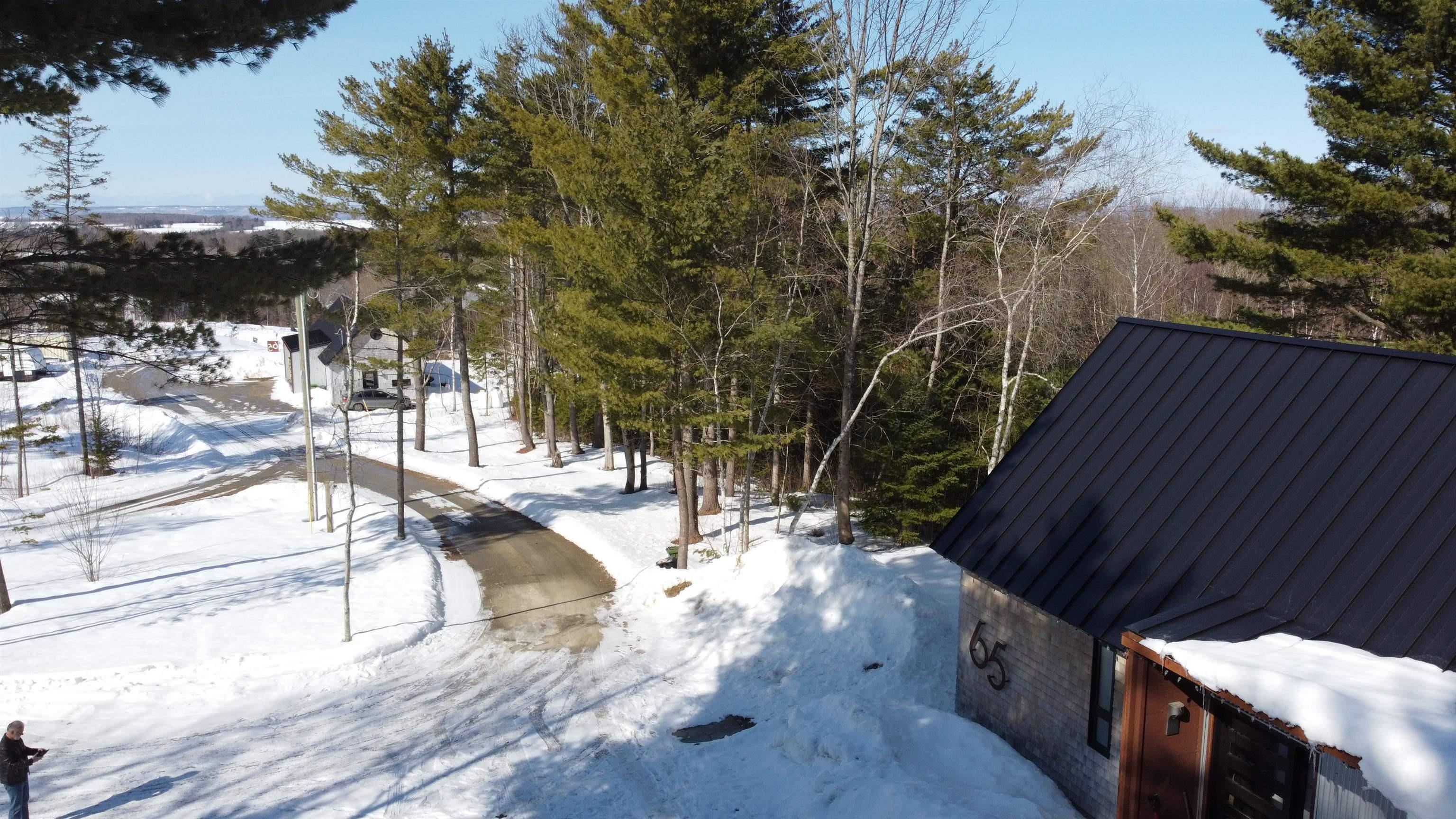 $1,499,900.00: 65 Jessicas Way, Greenwich