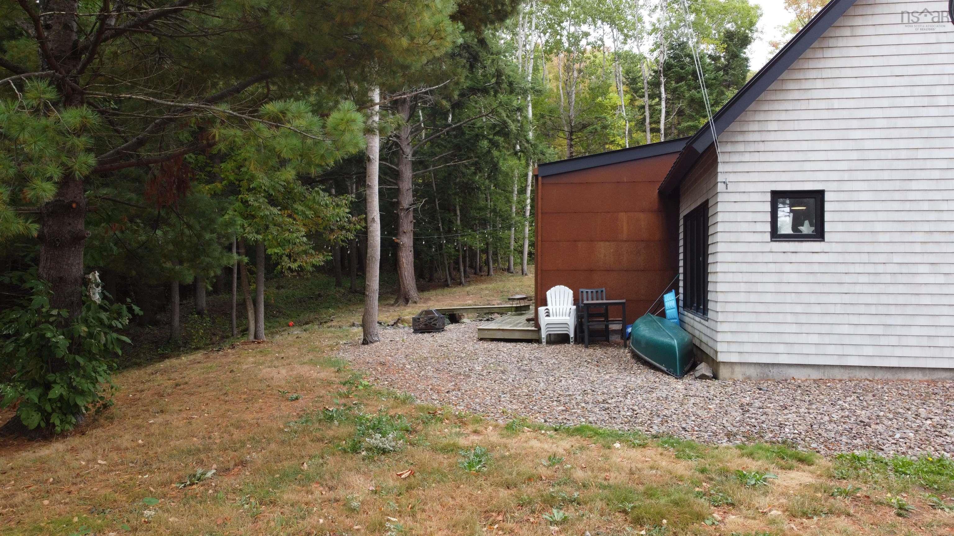 $1,499,900.00: 65 Jessicas Way, Greenwich