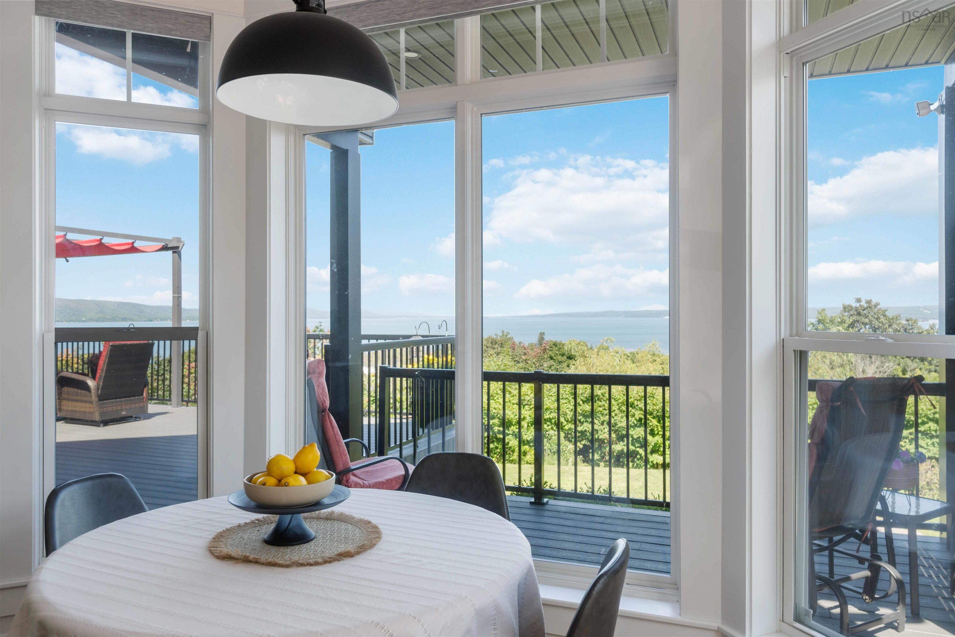 $989,000.00: 180 King Street, Digby