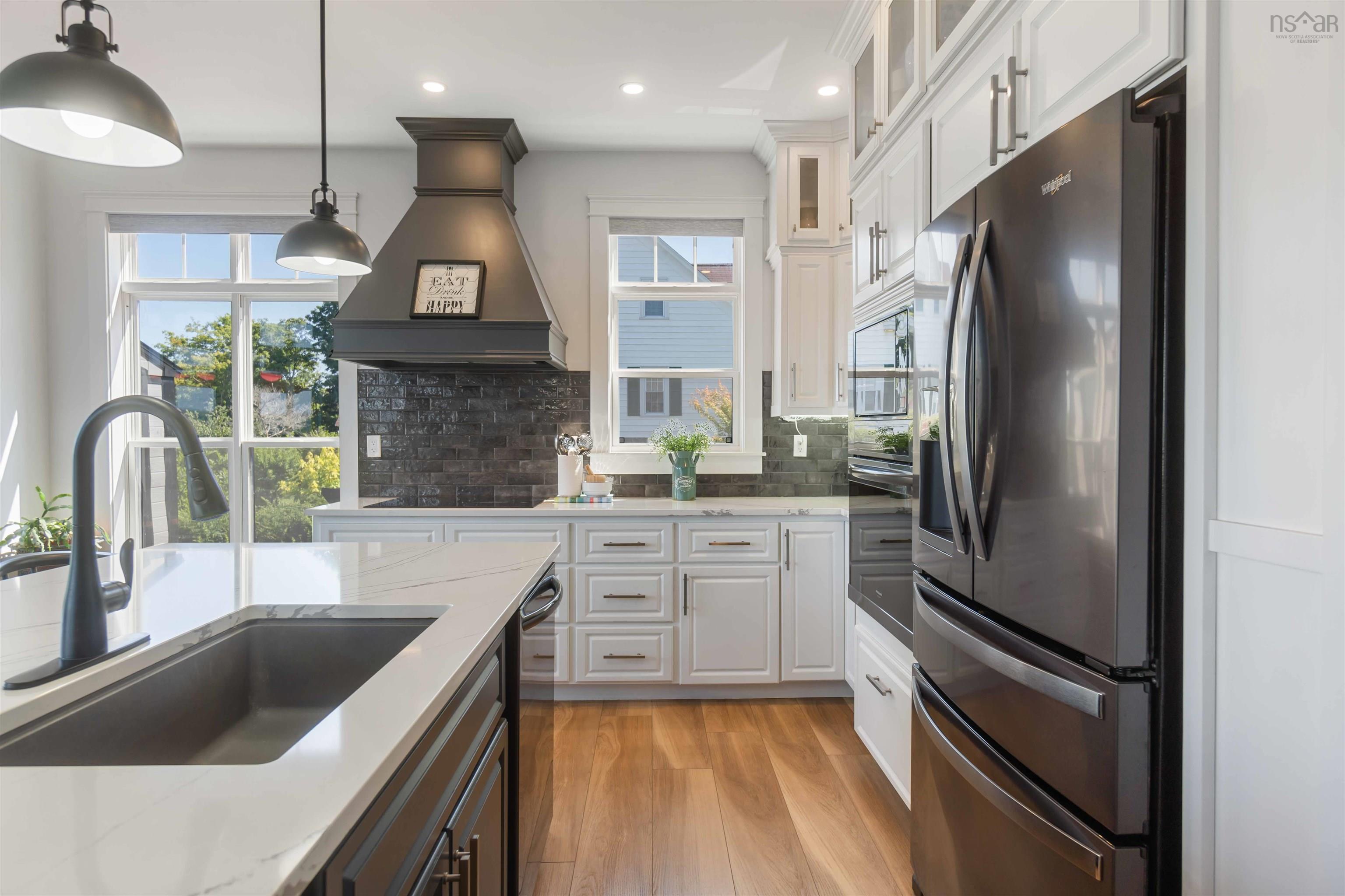 $989,000.00: 180 King Street, Digby