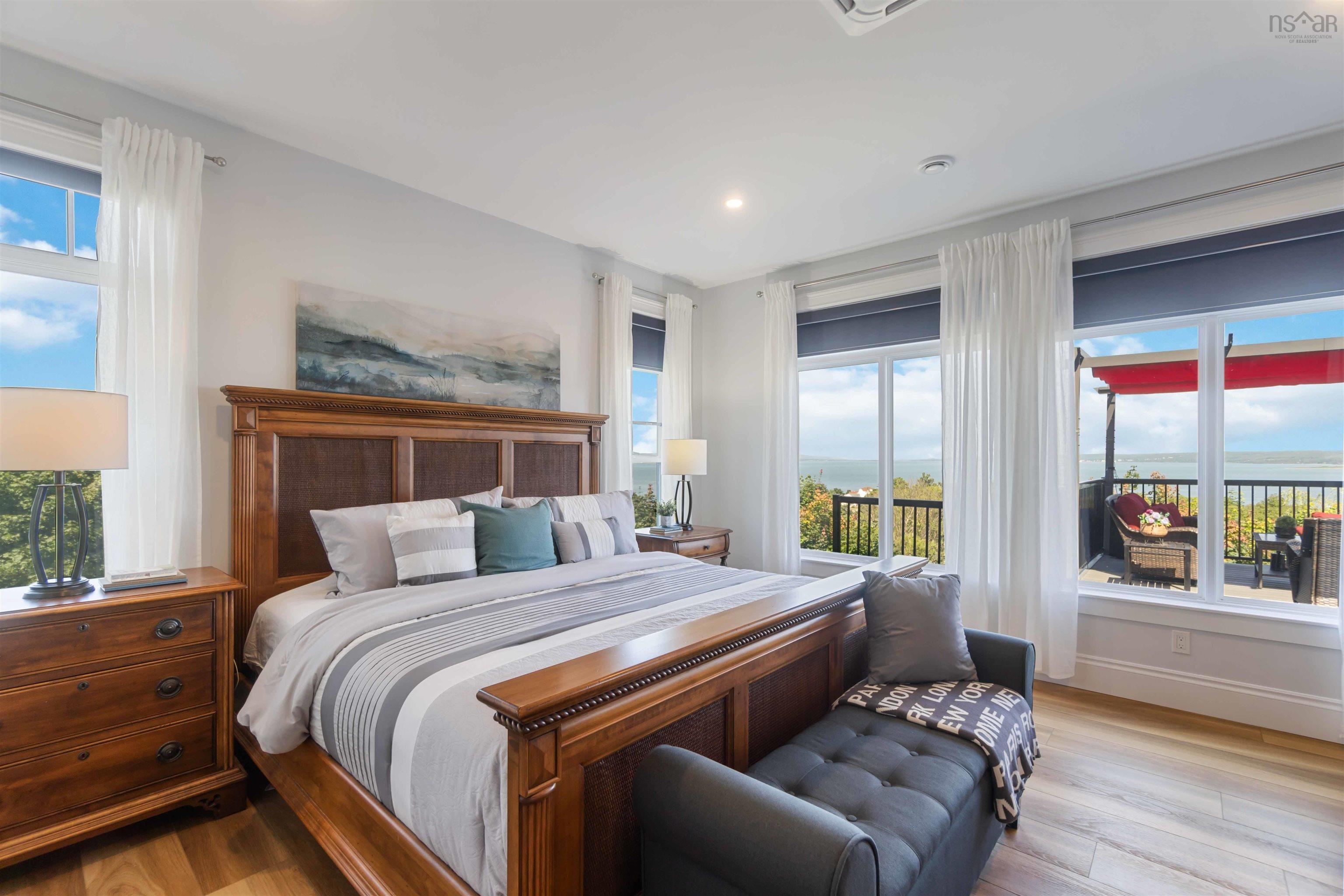 $989,000.00: 180 King Street, Digby