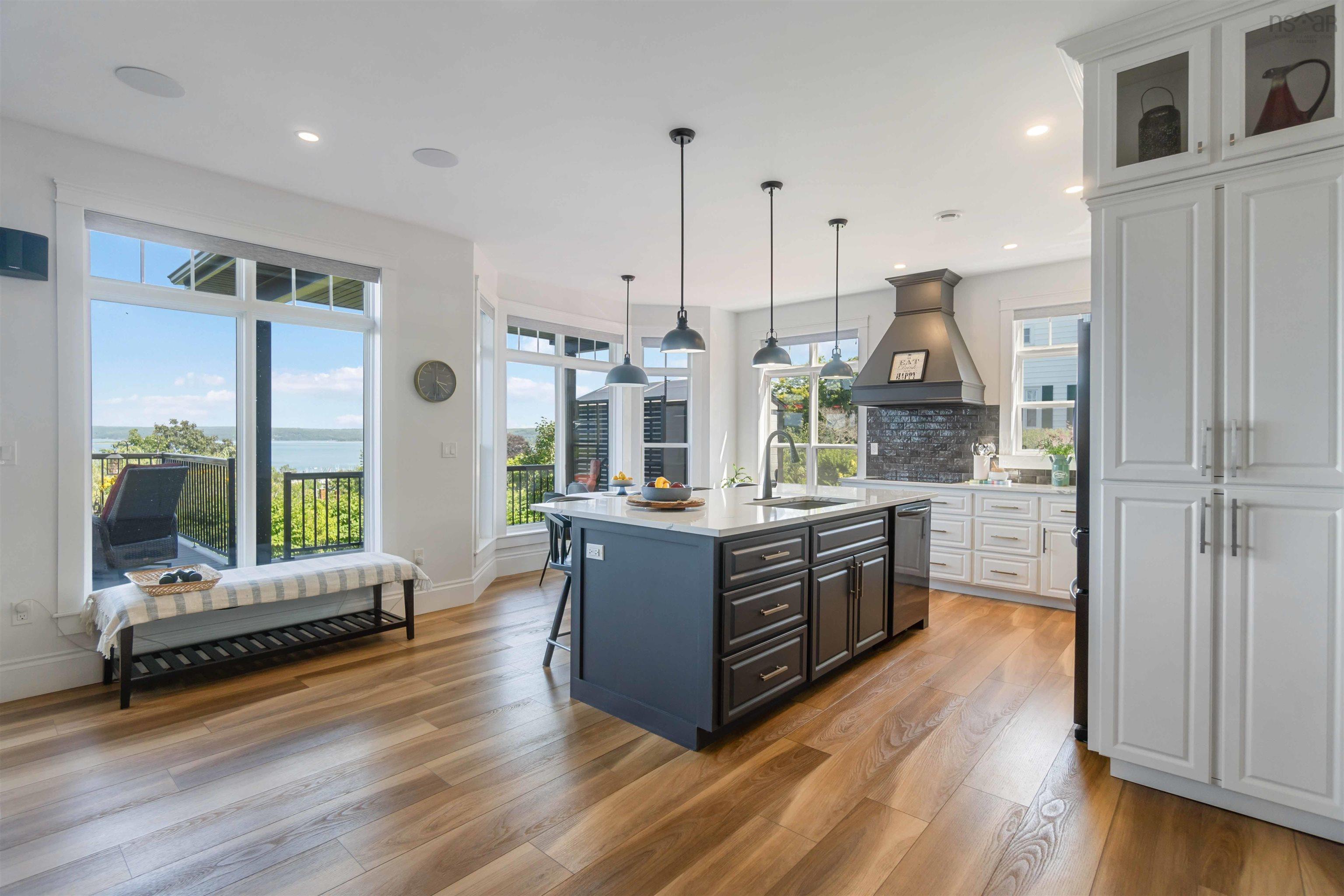 $989,000.00: 180 King Street, Digby