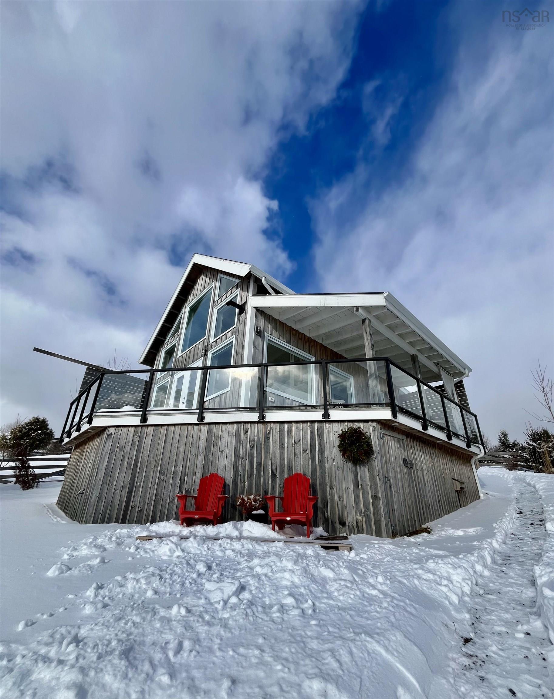 $1,450,000.00: 90 Eisenhauer Road, Oakland