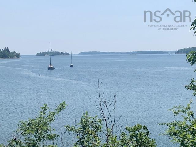 $1,450,000.00: 90 Eisenhauer Road, Oakland