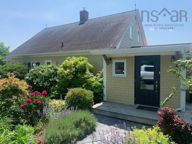 $1,450,000.00: 90 Eisenhauer Road, Oakland