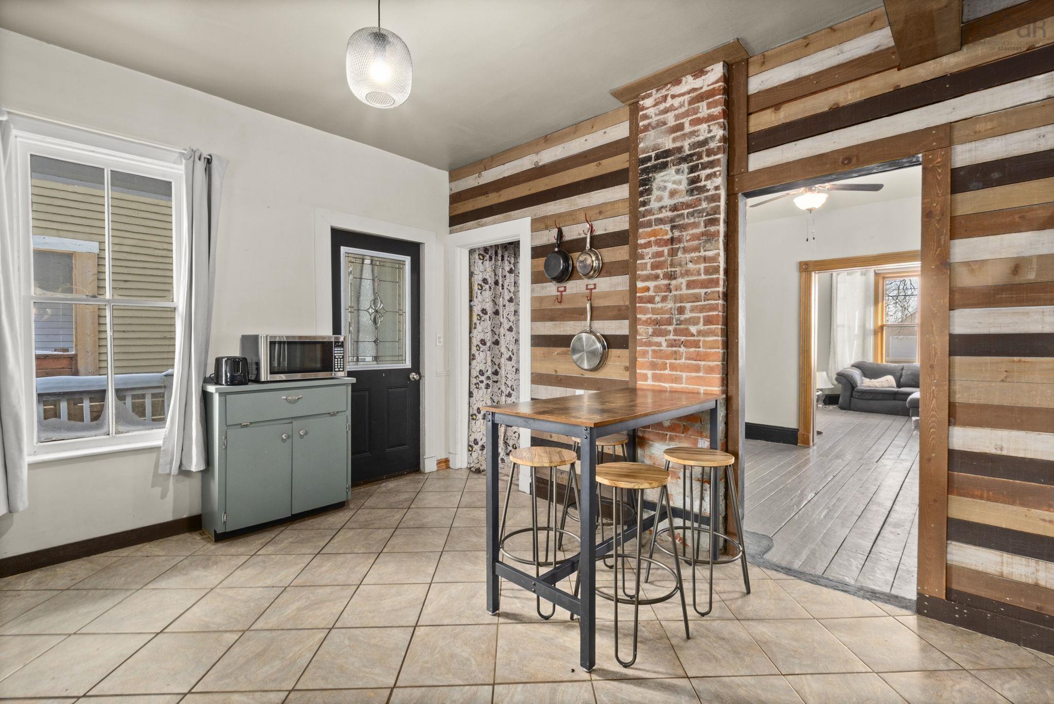 $339,000.00: 186 Wiley Avenue, Windsor