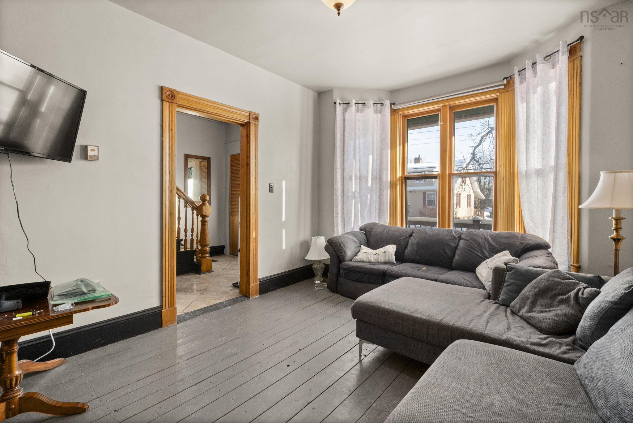 $339,000.00: 186 Wiley Avenue, Windsor