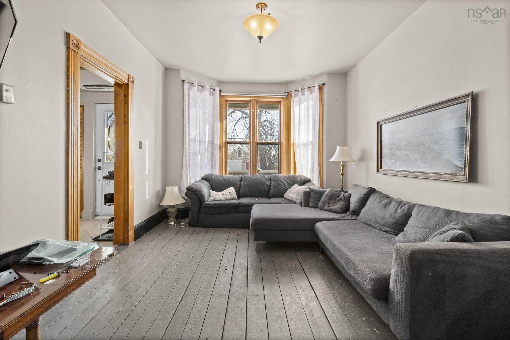 $339,000.00: 186 Wiley Avenue, Windsor