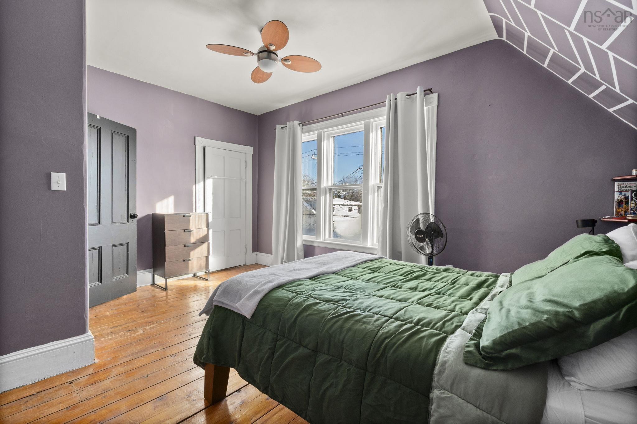 $339,000.00: 186 Wiley Avenue, Windsor