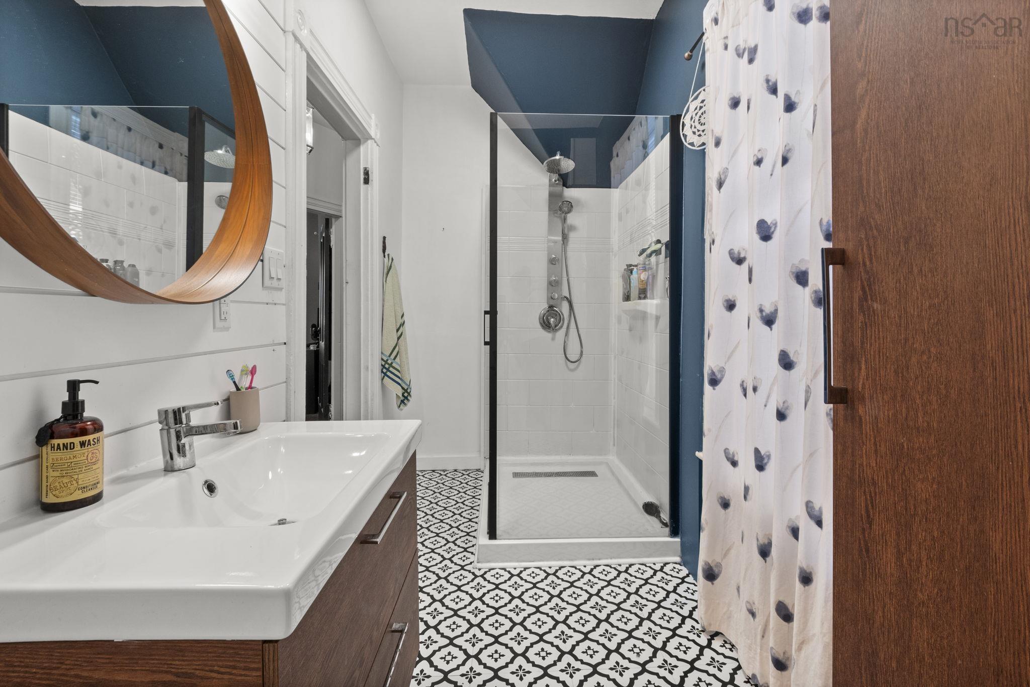 $339,000.00: 186 Wiley Avenue, Windsor