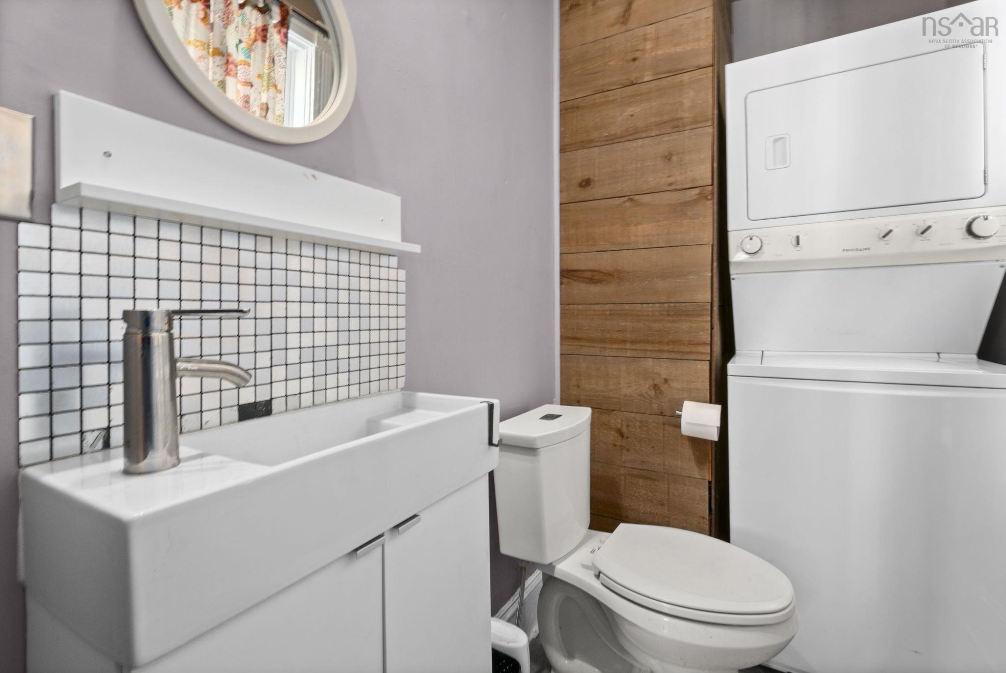 $339,000.00: 186 Wiley Avenue, Windsor