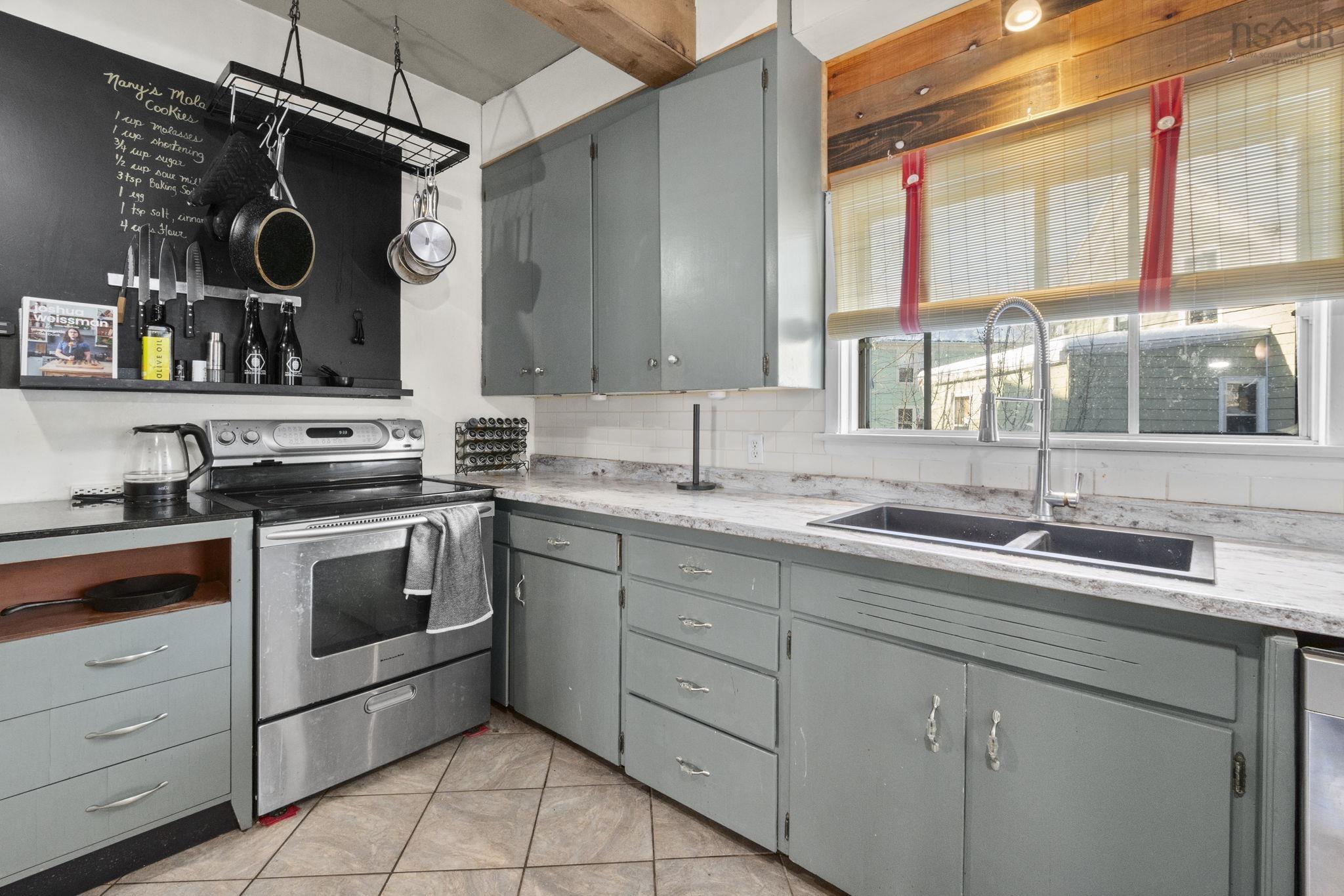 $339,000.00: 186 Wiley Avenue, Windsor