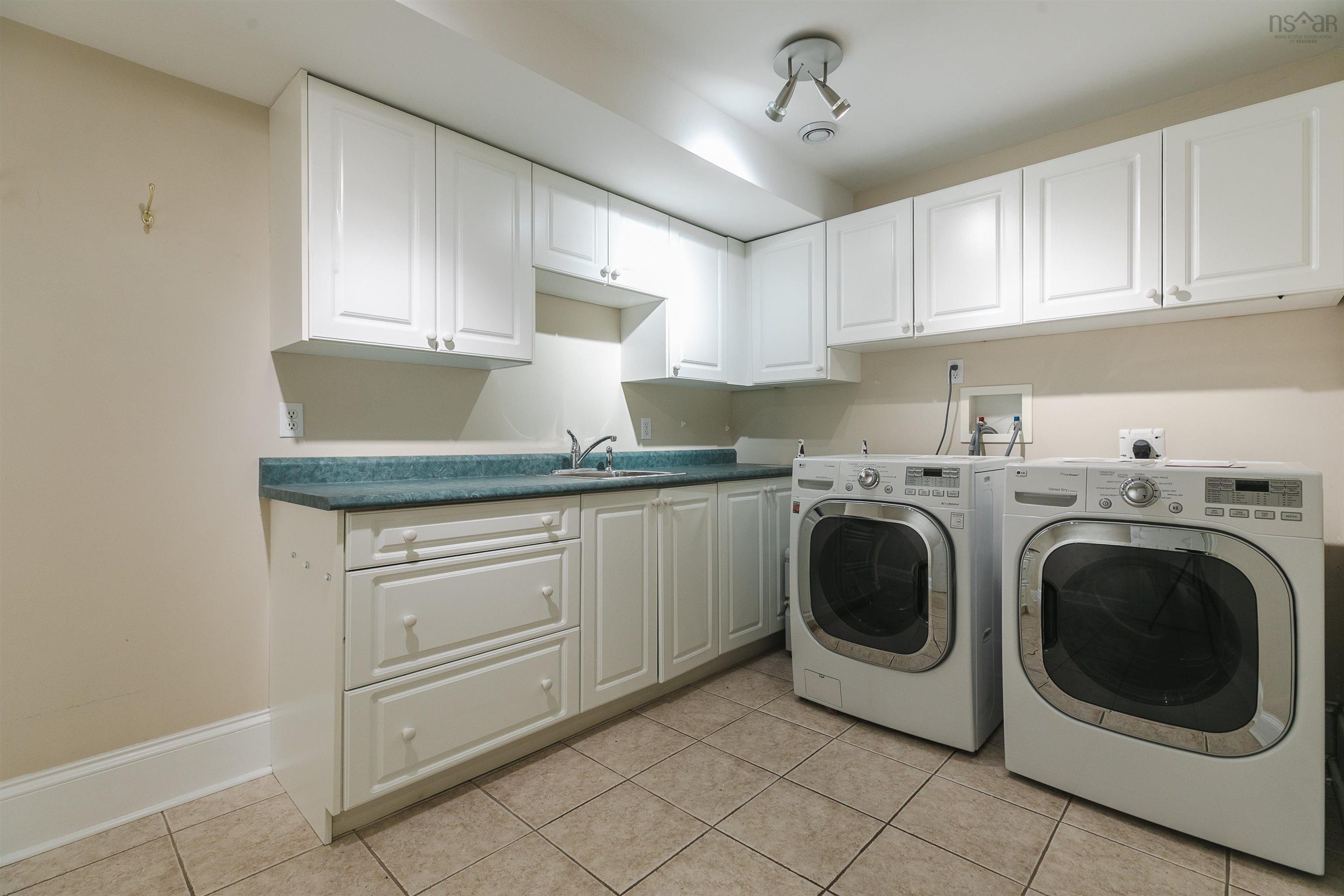 $1,695,000.00: 217 Borgalds Drive, Chester Basin