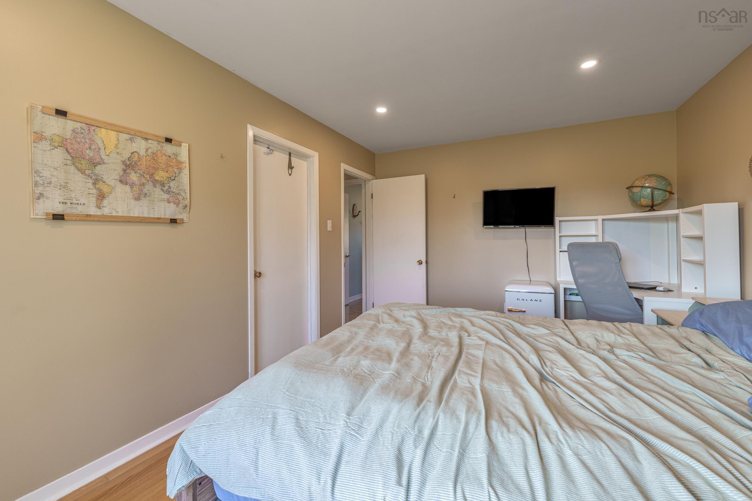 $395,000.00: 7068 Highway 1, St. Alphonse