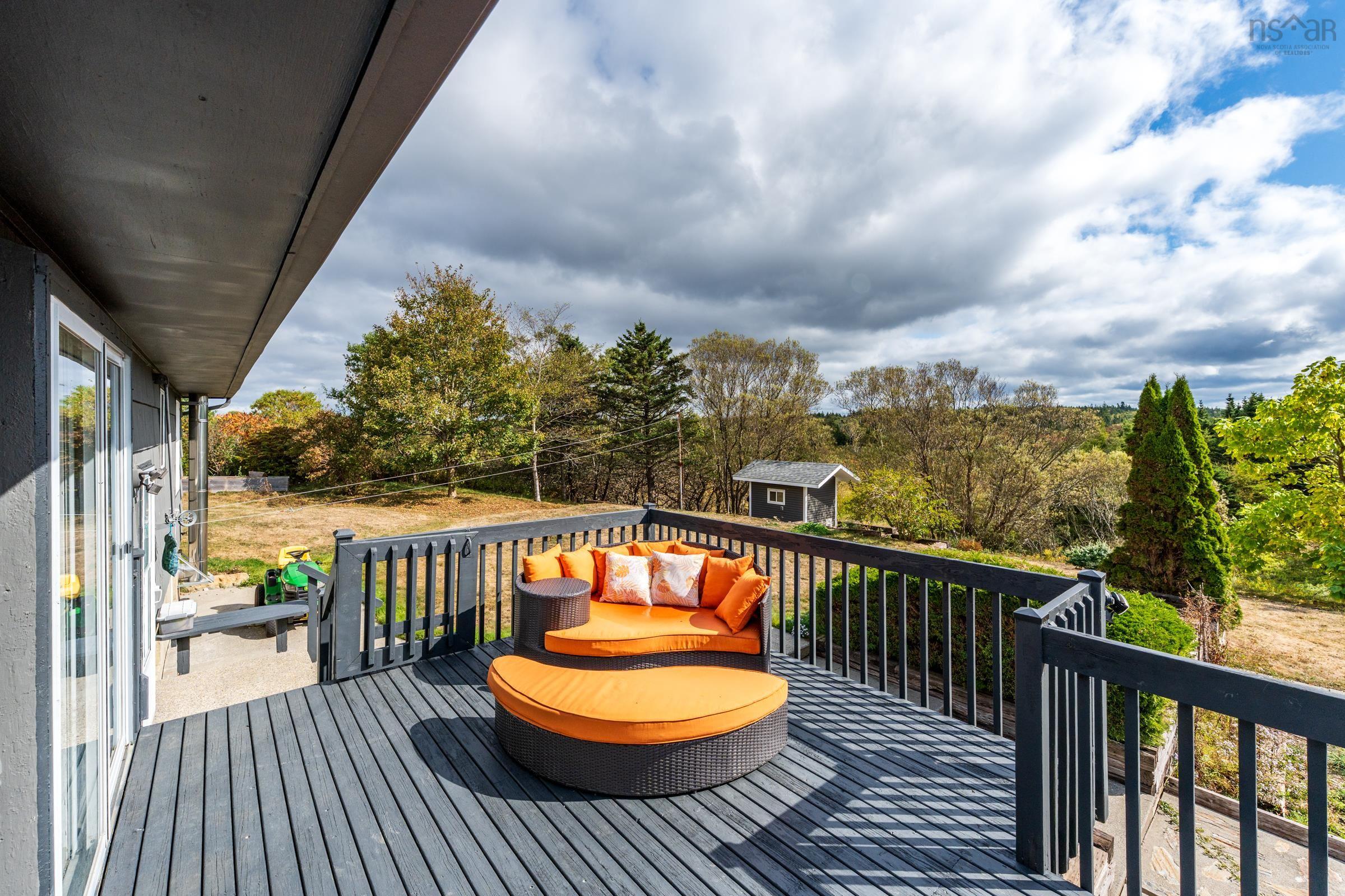 $395,000.00: 7068 Highway 1, St. Alphonse