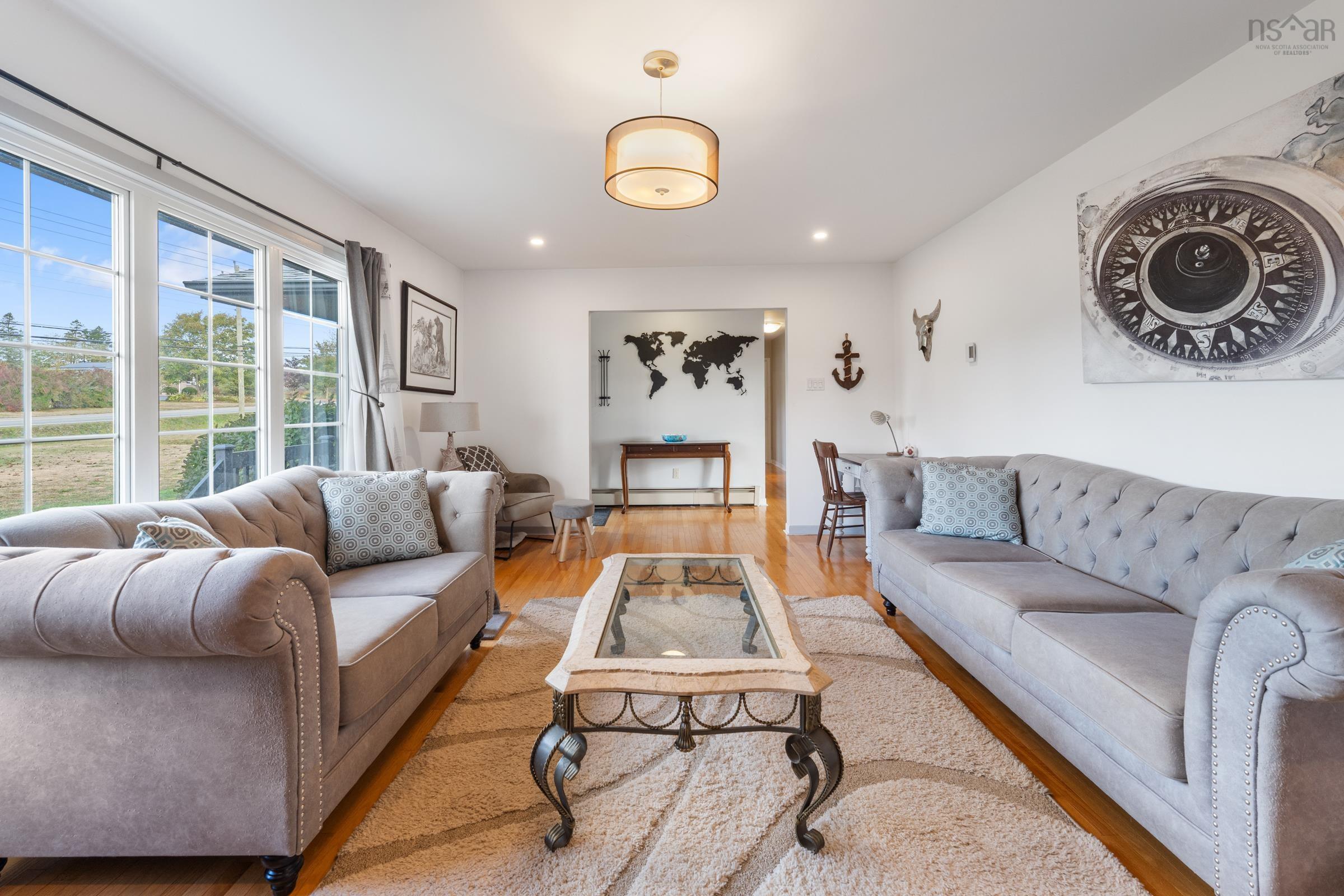 $395,000.00: 7068 Highway 1, St. Alphonse