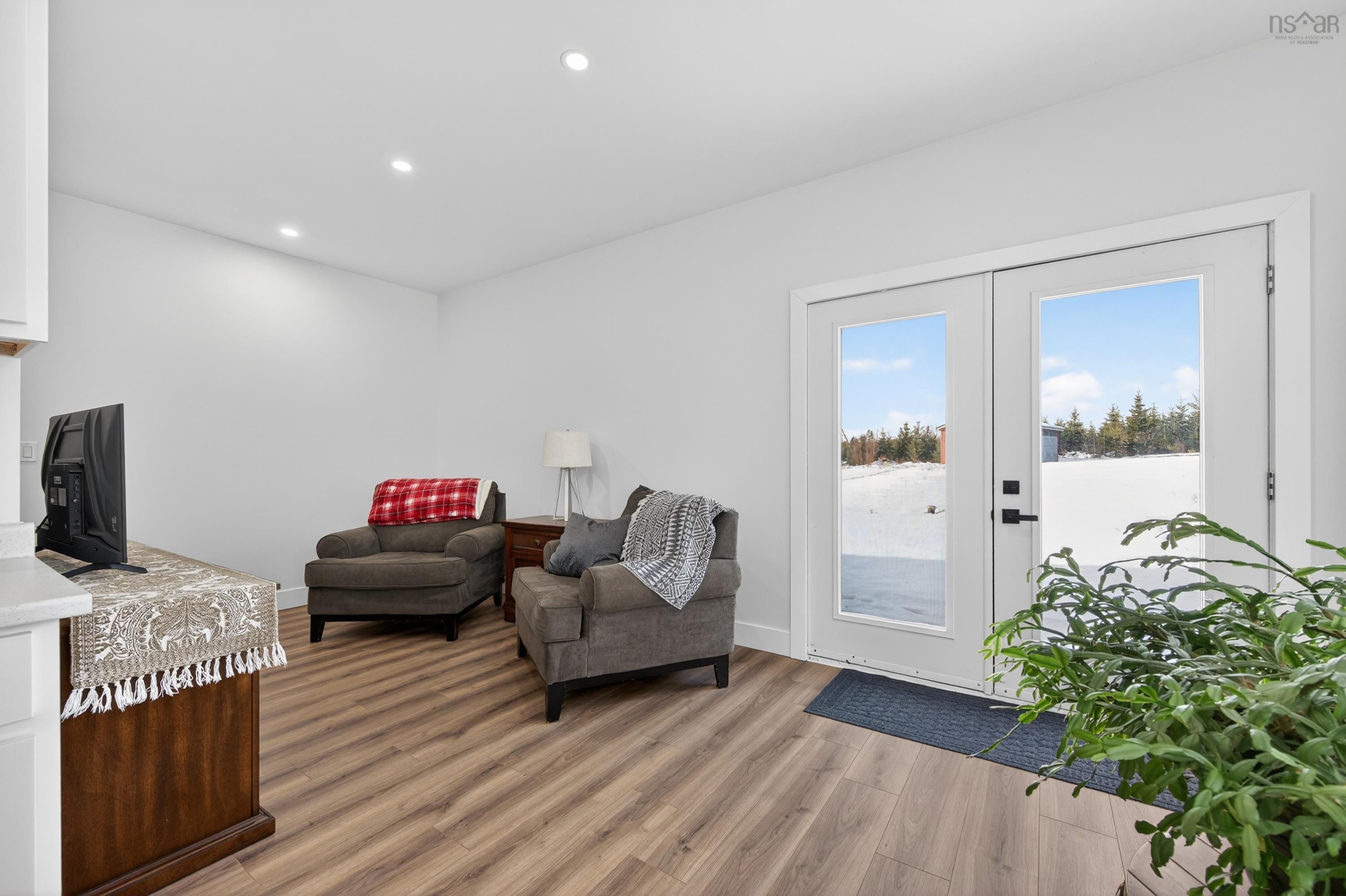 $950,000.00: 940 Hills Road, Albert Bridge