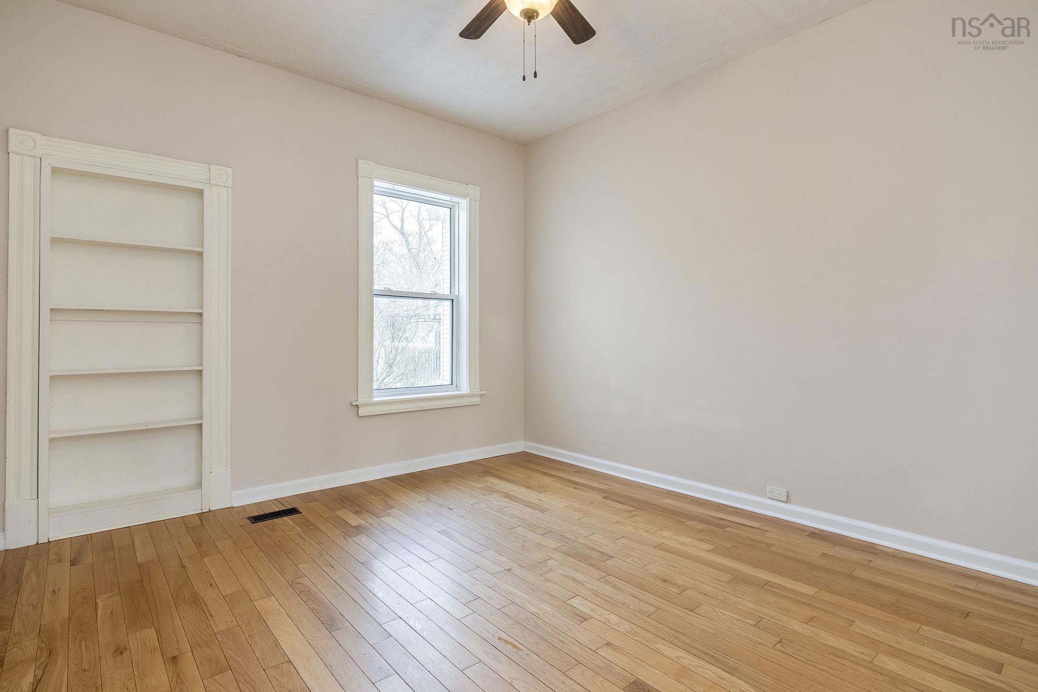 $339,000.00: 204 Victoria Street, Windsor