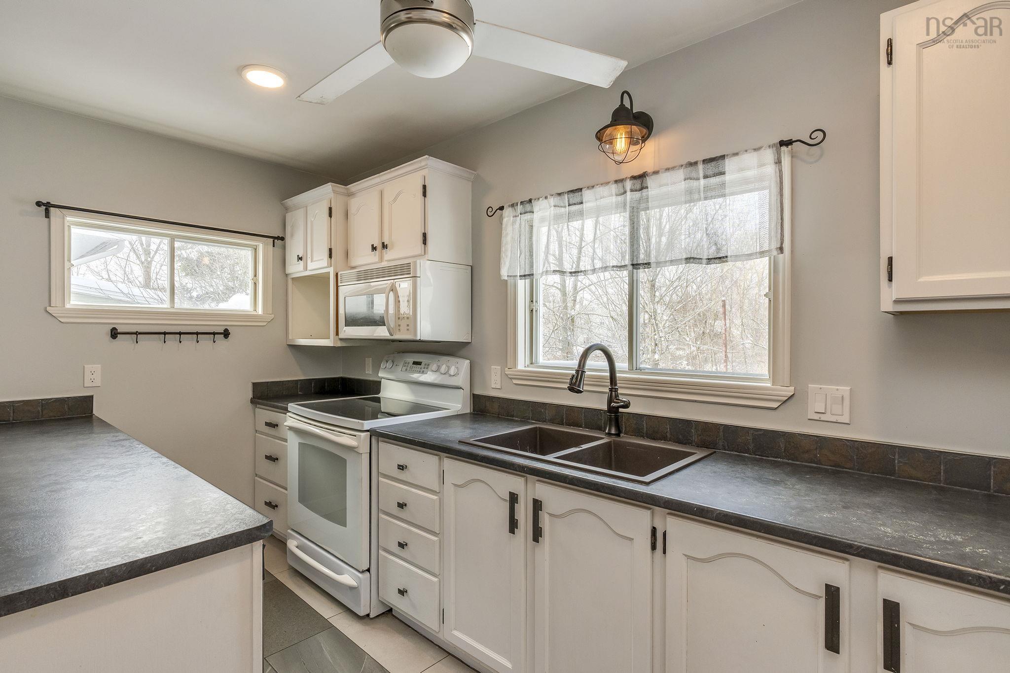 $339,000.00: 204 Victoria Street, Windsor