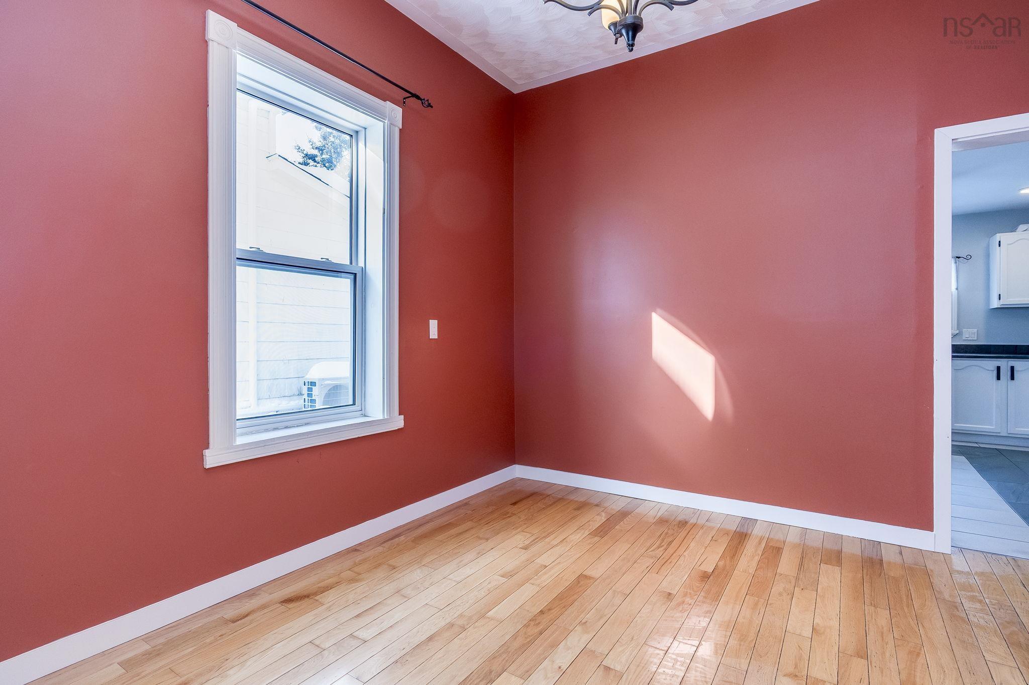 $339,000.00: 204 Victoria Street, Windsor