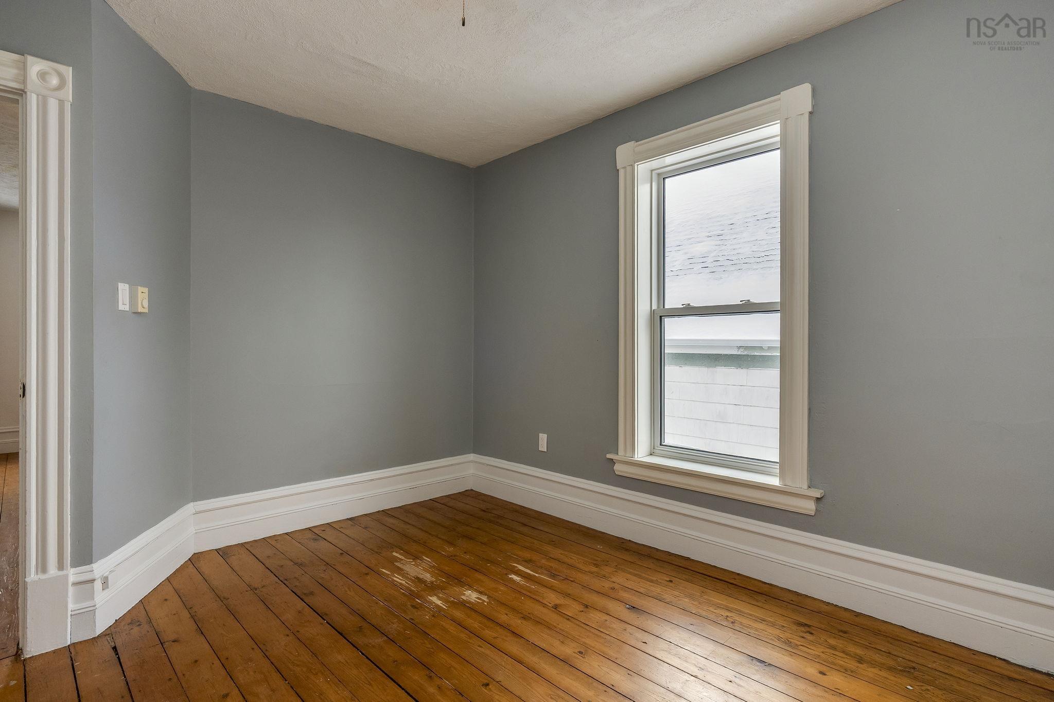 $339,000.00: 204 Victoria Street, Windsor