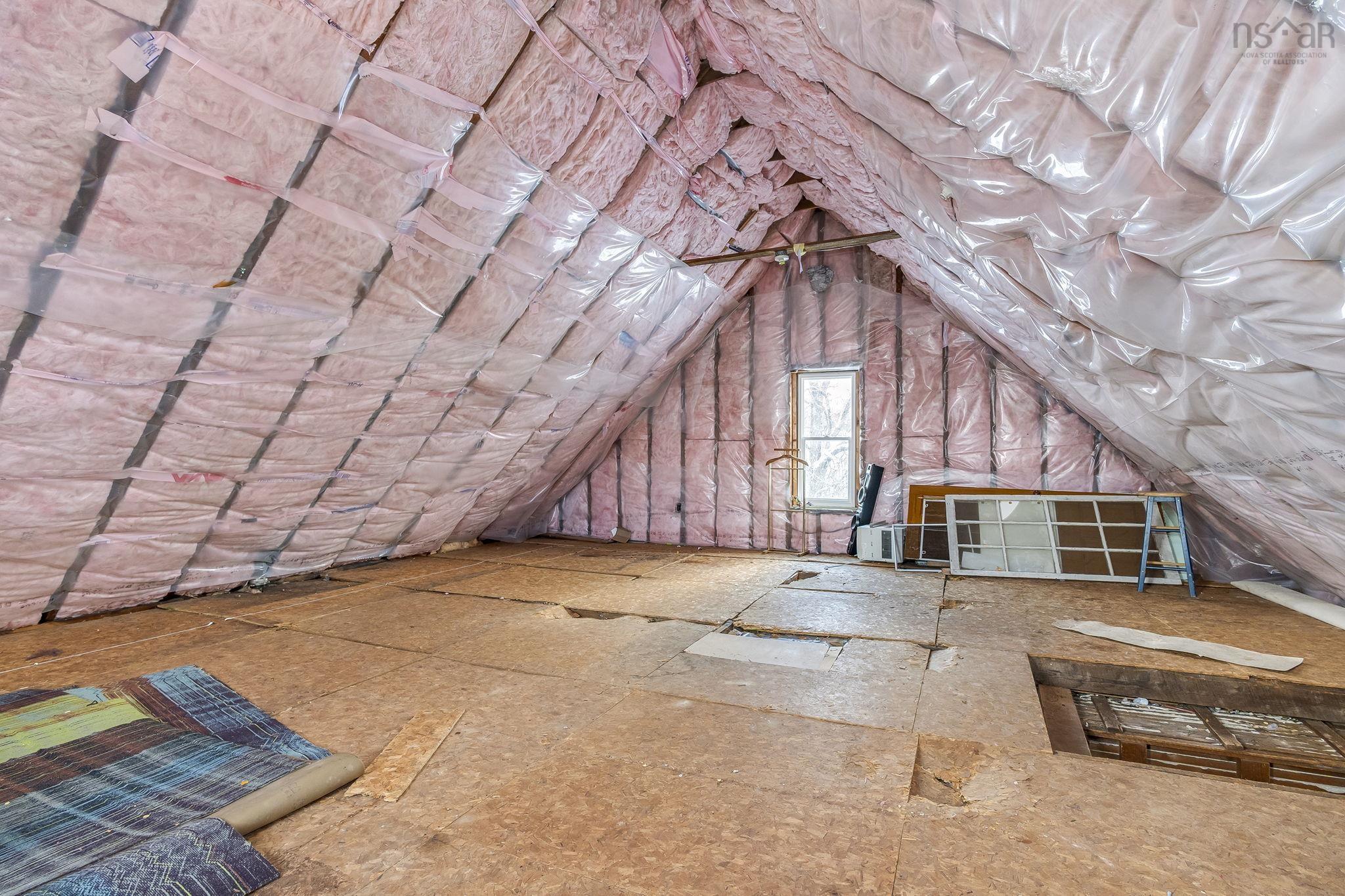 $339,000.00: 204 Victoria Street, Windsor